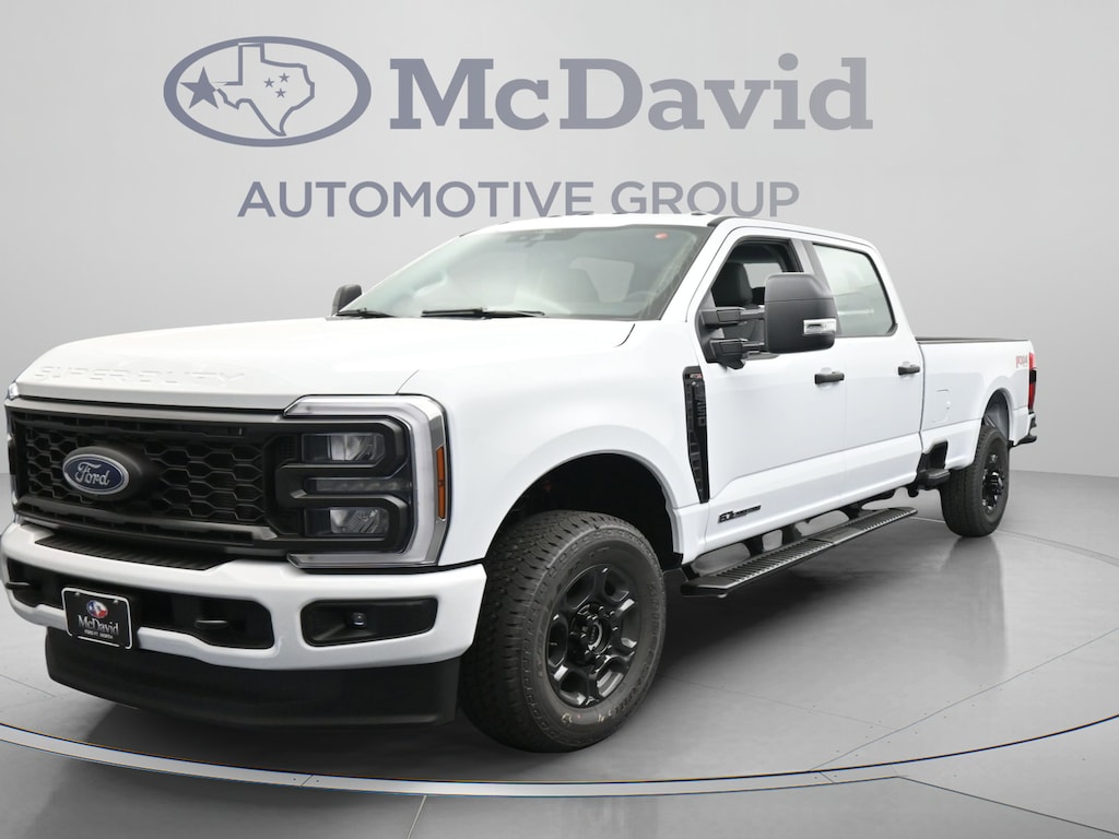 New 2026 Ford F-350 XL Truck Crew Cab