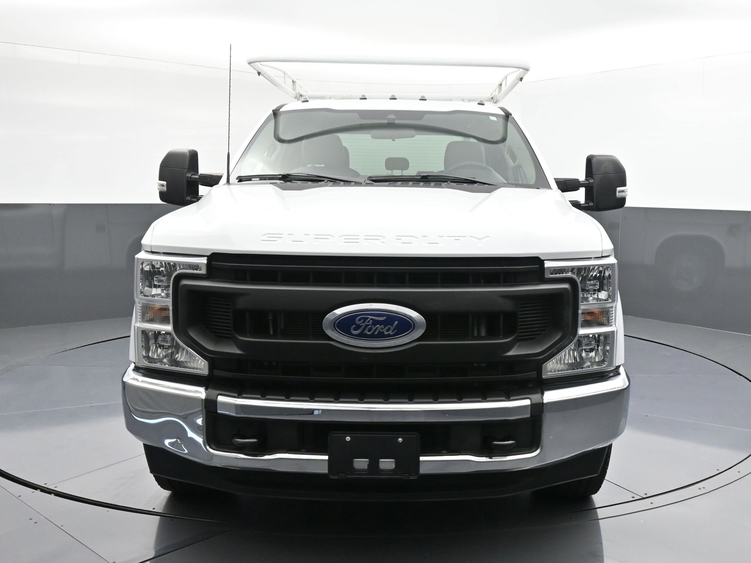 2022 Ford F-250 XL photo 2