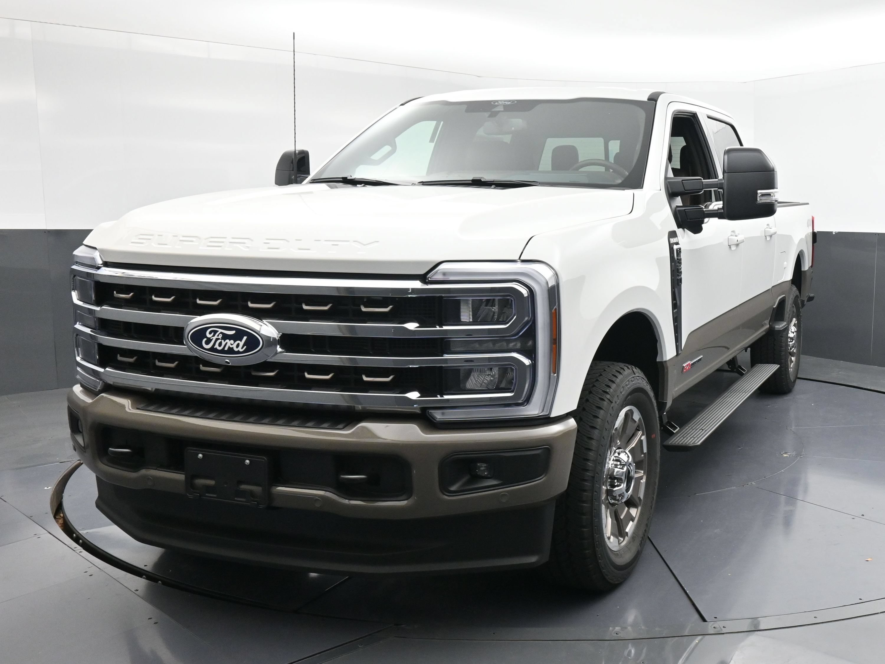 2027 Ford F-350 King Ranch Truck Crew Cab