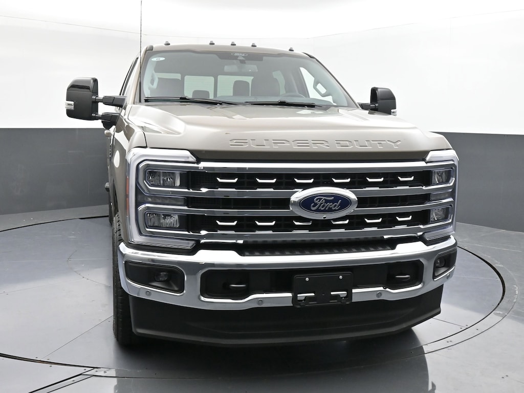 New 2026 Ford F-250 LARIAT Truck Crew Cab