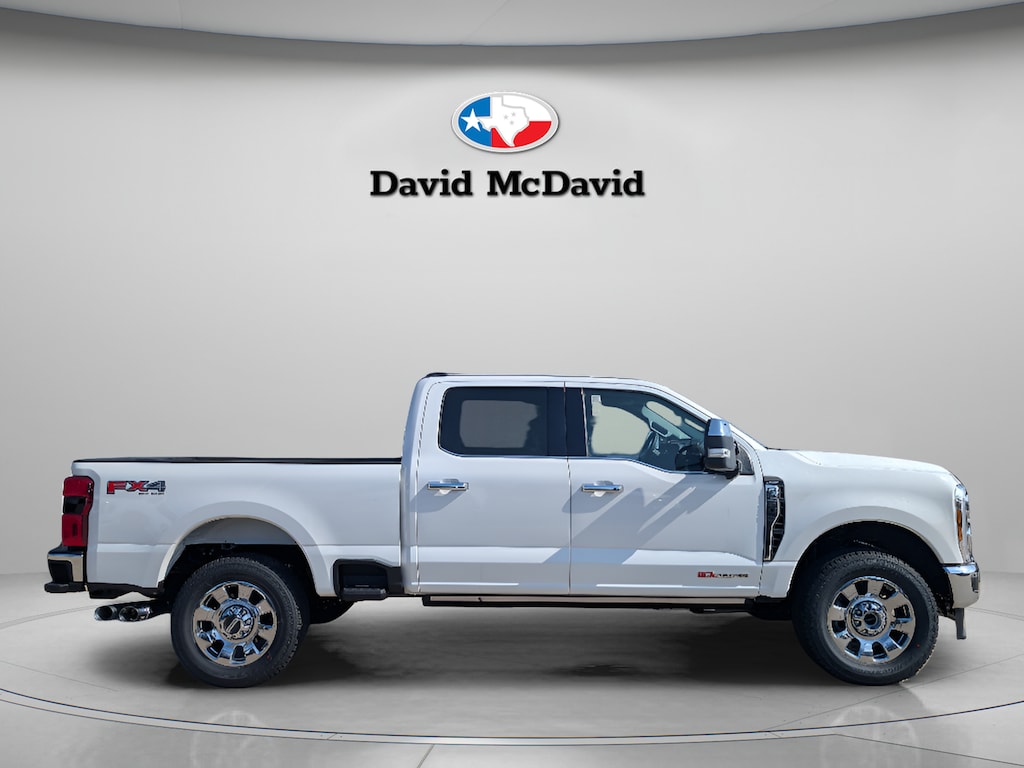 New 2026 Ford F-250 LARIAT Truck Crew Cab