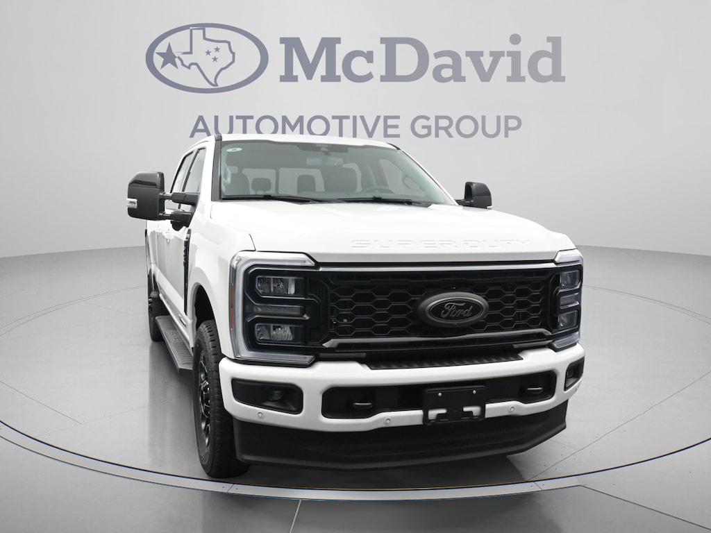 New 2026 Ford F-250 LARIAT Truck Crew Cab