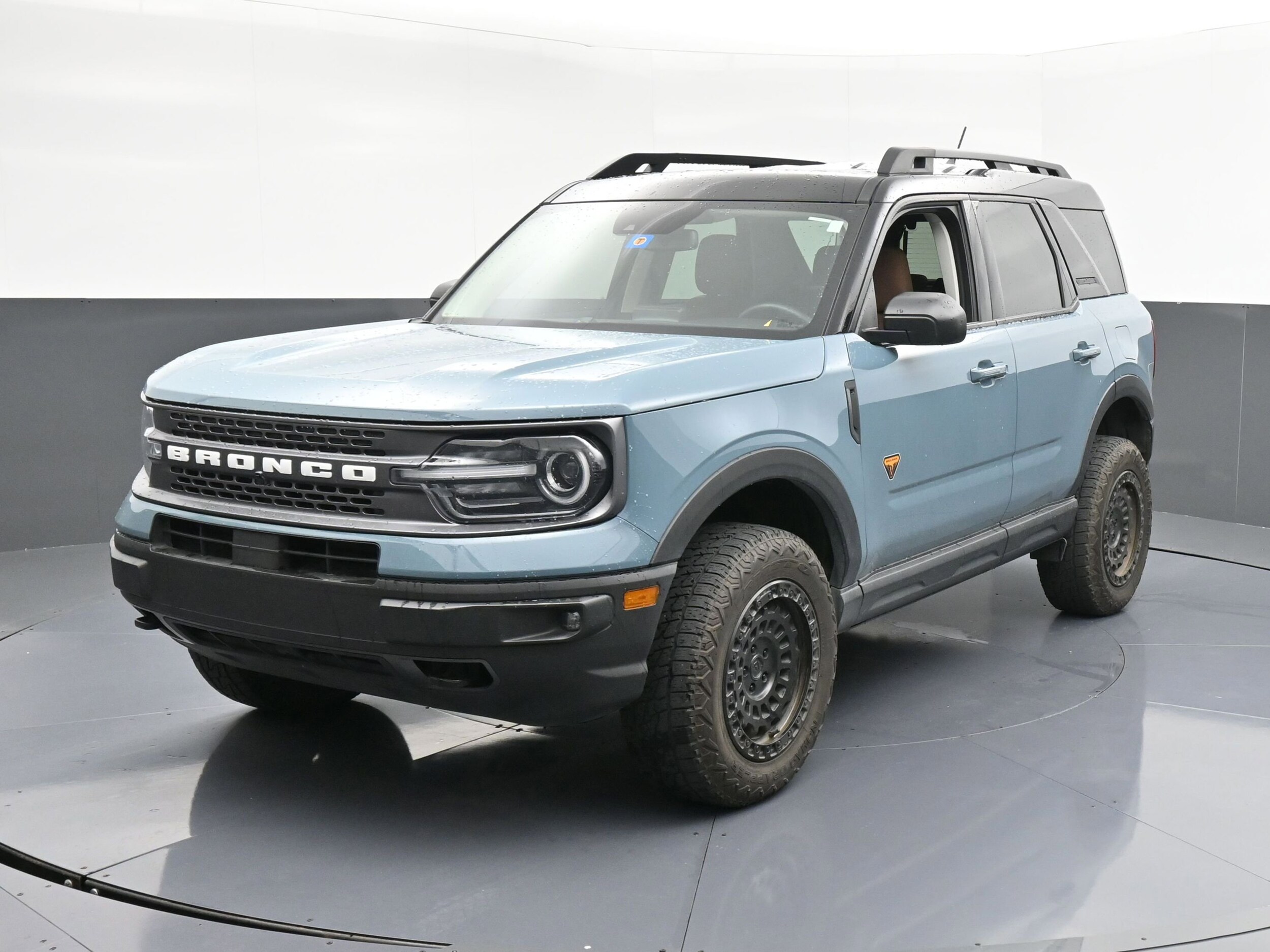 2023 Ford Bronco Sport Badlands photo 3