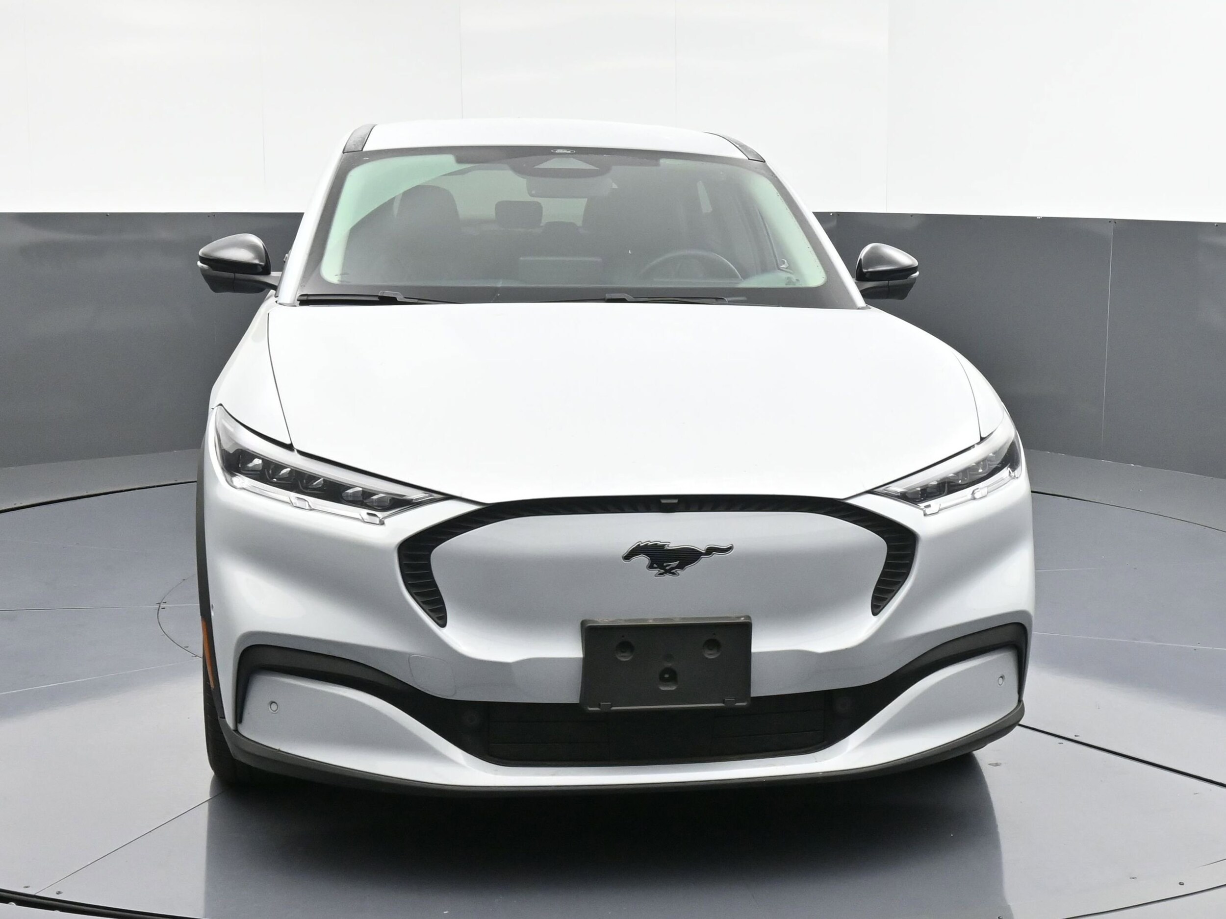 2023 Ford Mustang Mach-E Select photo 2