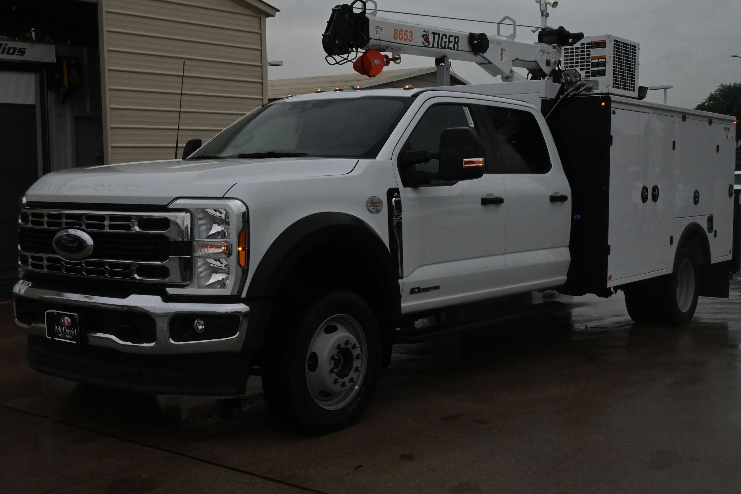 2024 Ford F-550 Chassis Truck Crew Cab 