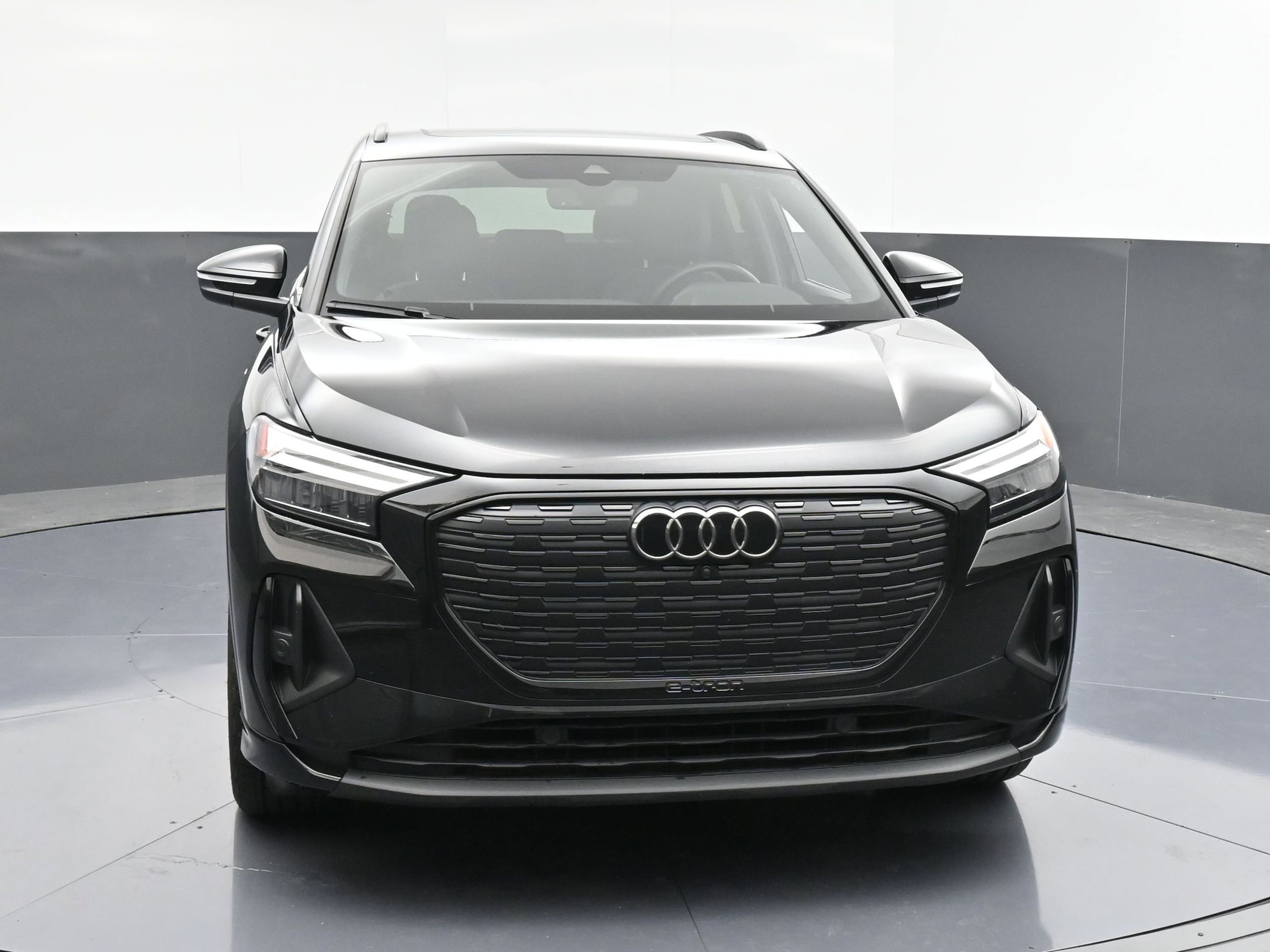 Used 2025 Audi Q4 e-tron Premium with VIN WA1KUBFZ1SP001421 for sale in Fort Worth, TX