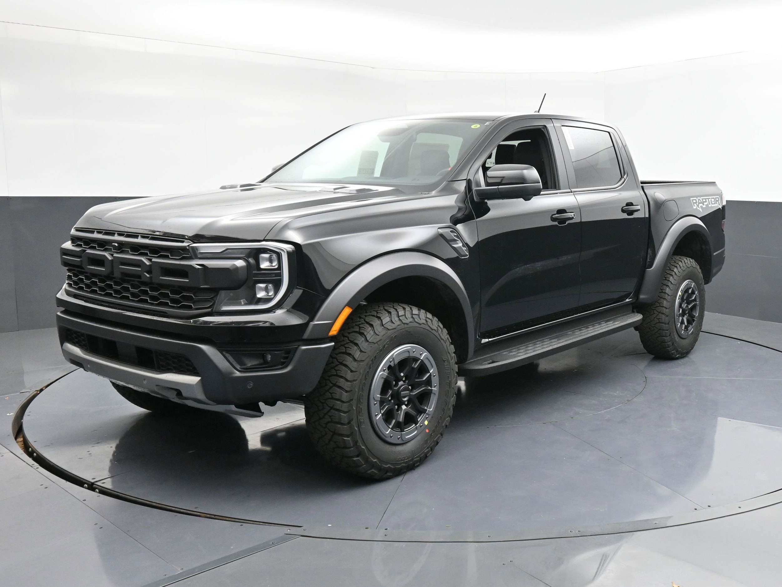 2026 Ford Ranger Raptor 4x4 SuperCrew 5' Box's photo