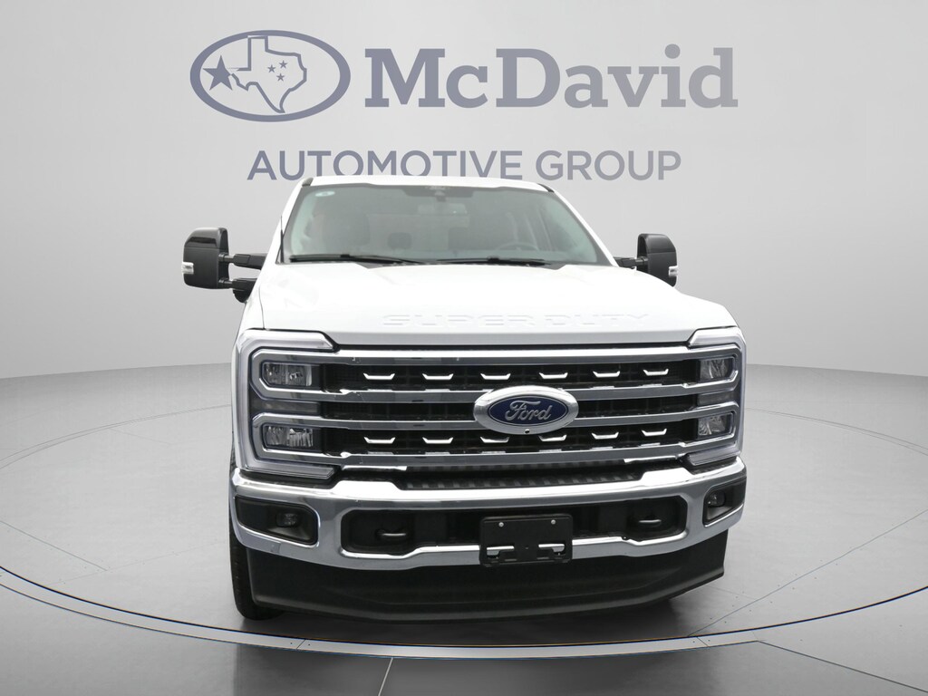 New 2026 Ford F-250 LARIAT Truck Crew Cab