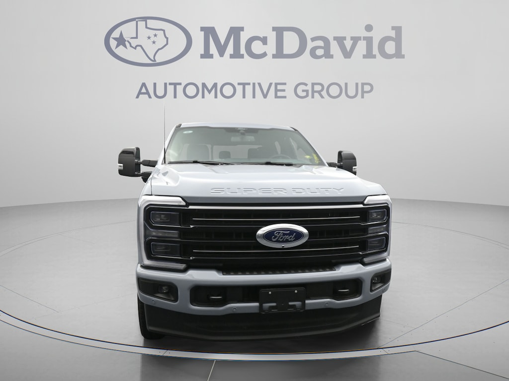 New 2026 Ford F-350 Platinum Truck Crew Cab