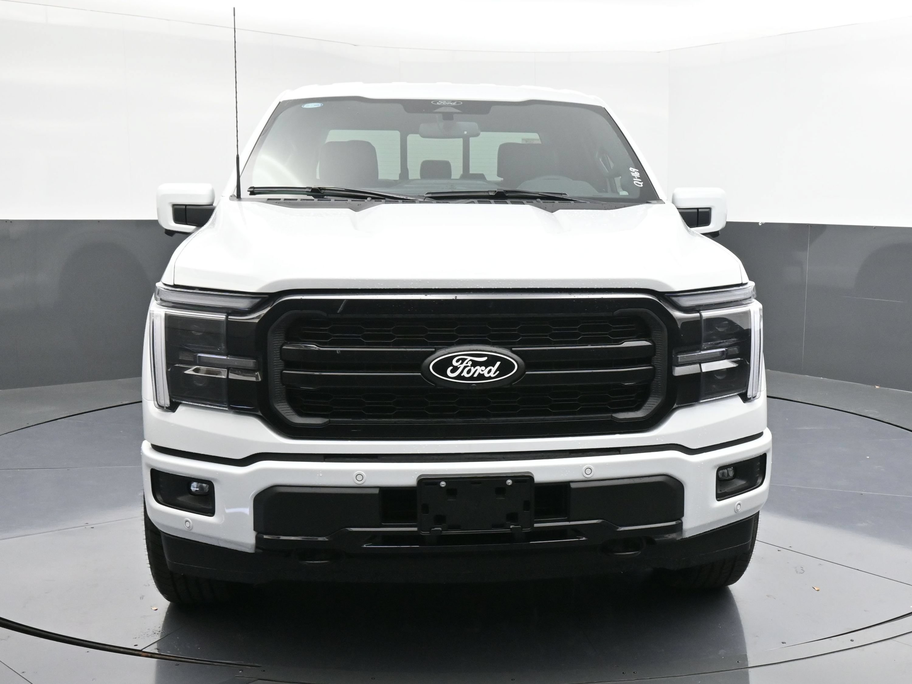 New 2026 Ford F-150 LARIAT Truck SuperCrew Cab