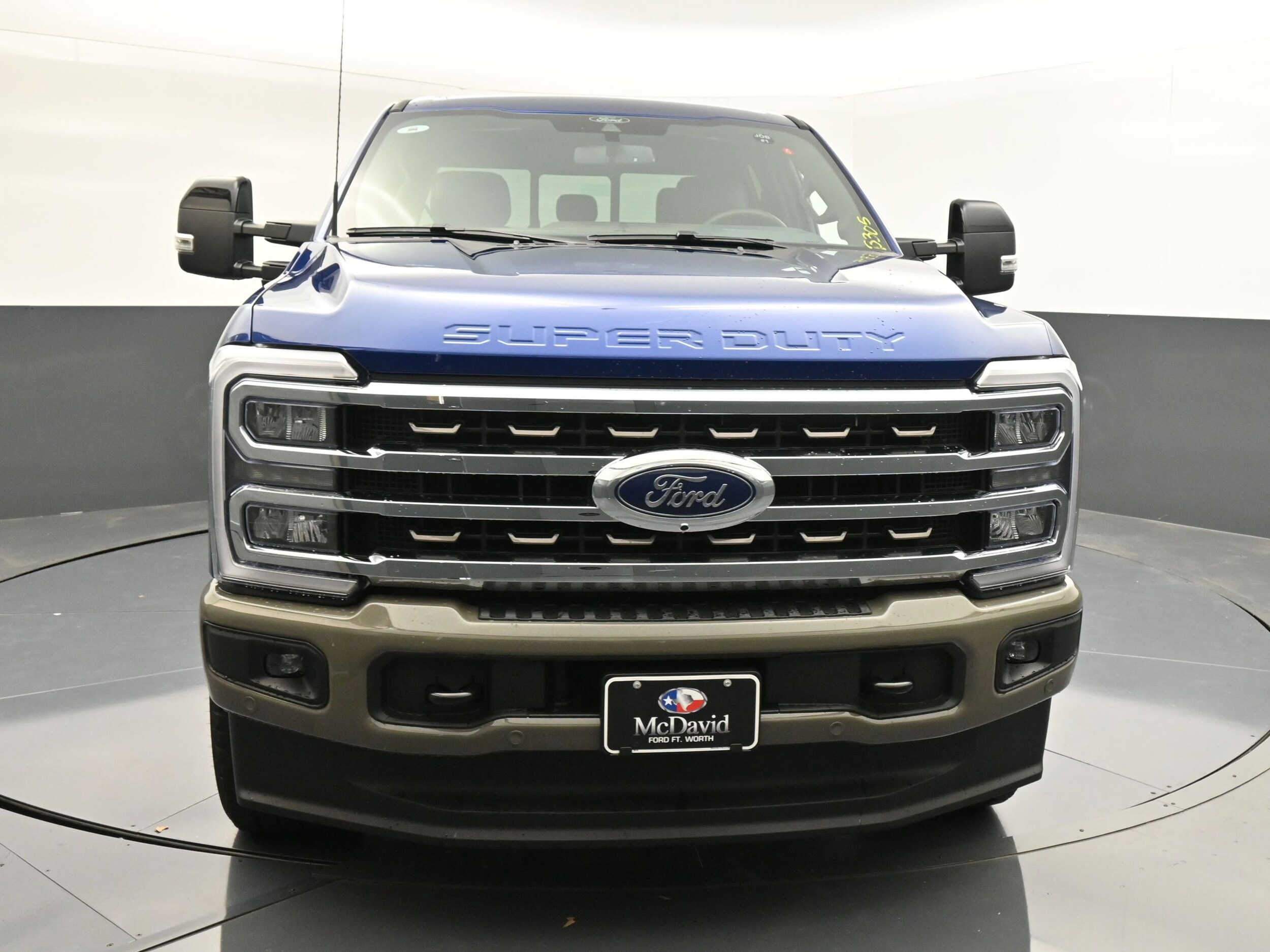 2026 Ford F-350 King Ranch photo 2