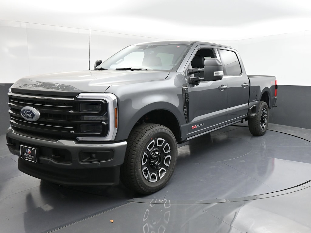 New 2026 Ford F-250 Platinum Truck Crew Cab