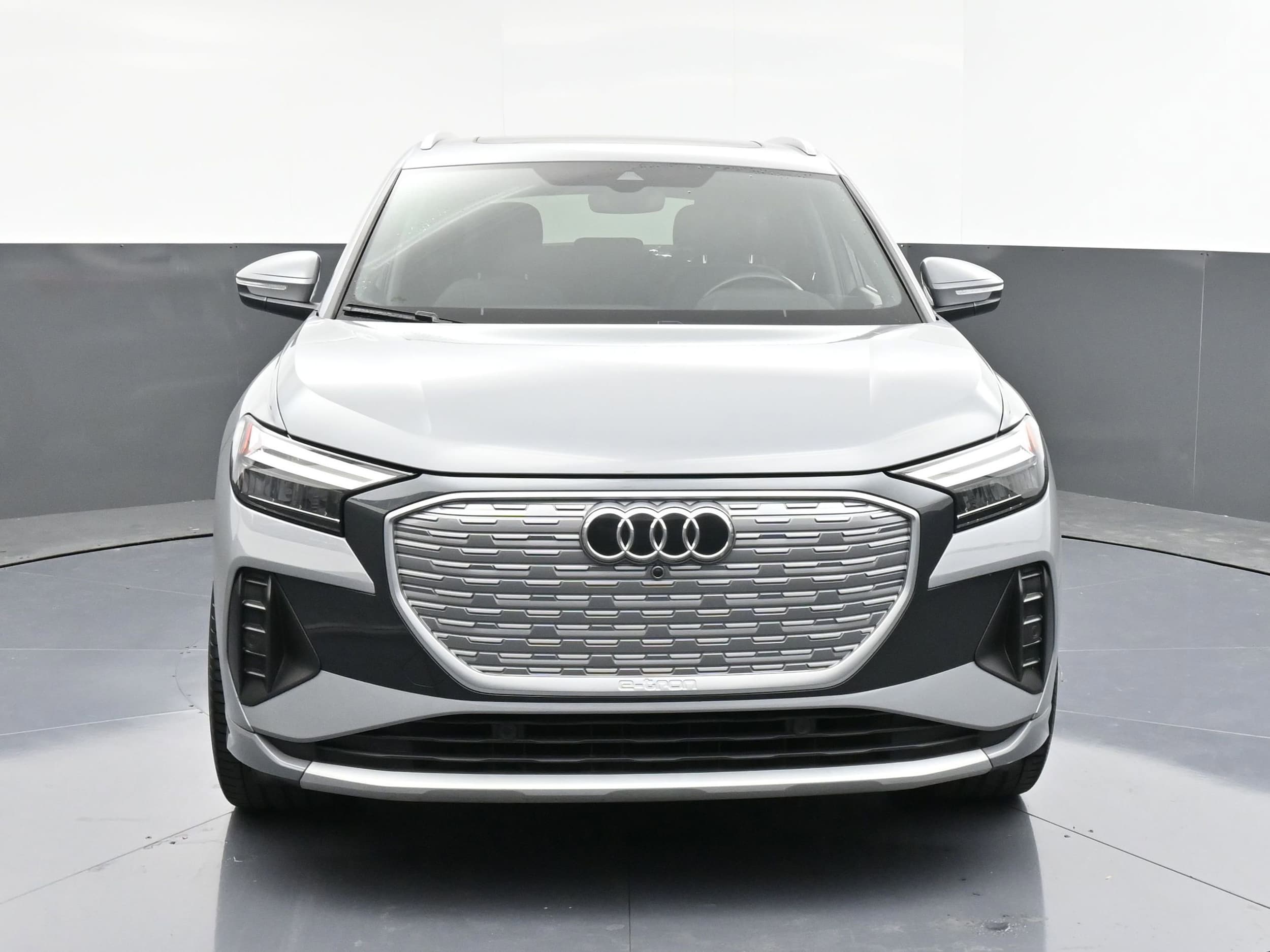 Used 2022 Audi Q4 e-tron Premium with VIN WA1G2BFZ7NP031880 for sale in Fort Worth, TX