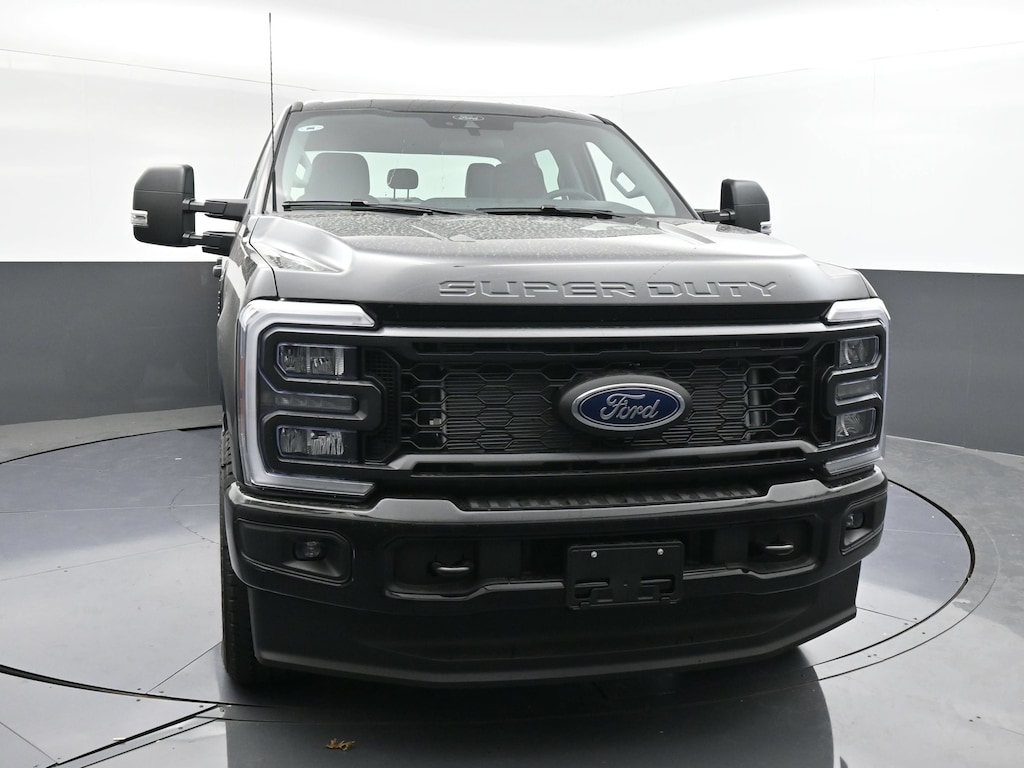 New 2026 Ford F-350 XL Truck Crew Cab