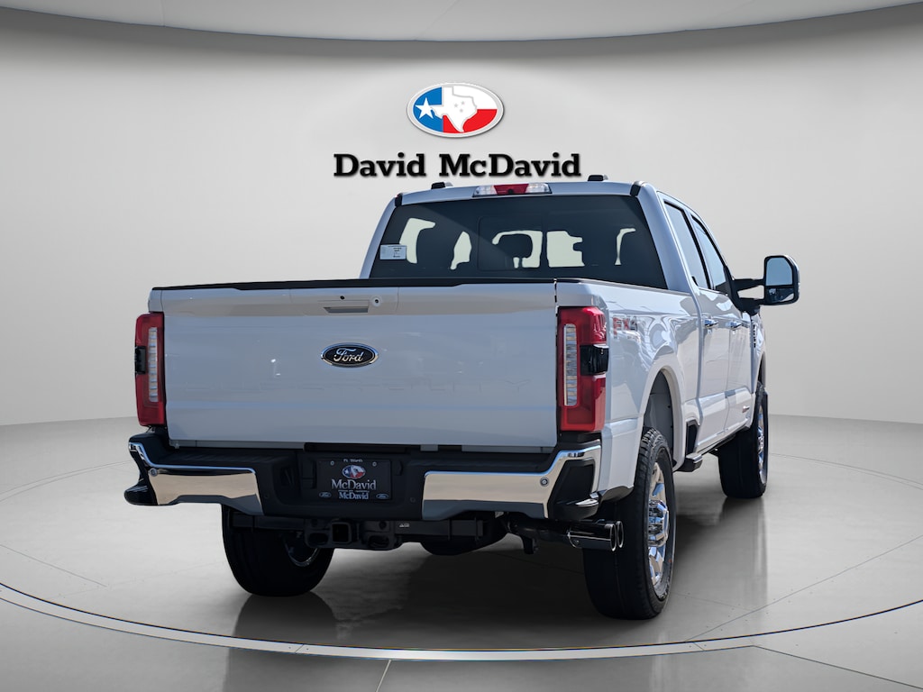 New 2026 Ford F-250 LARIAT Truck Crew Cab