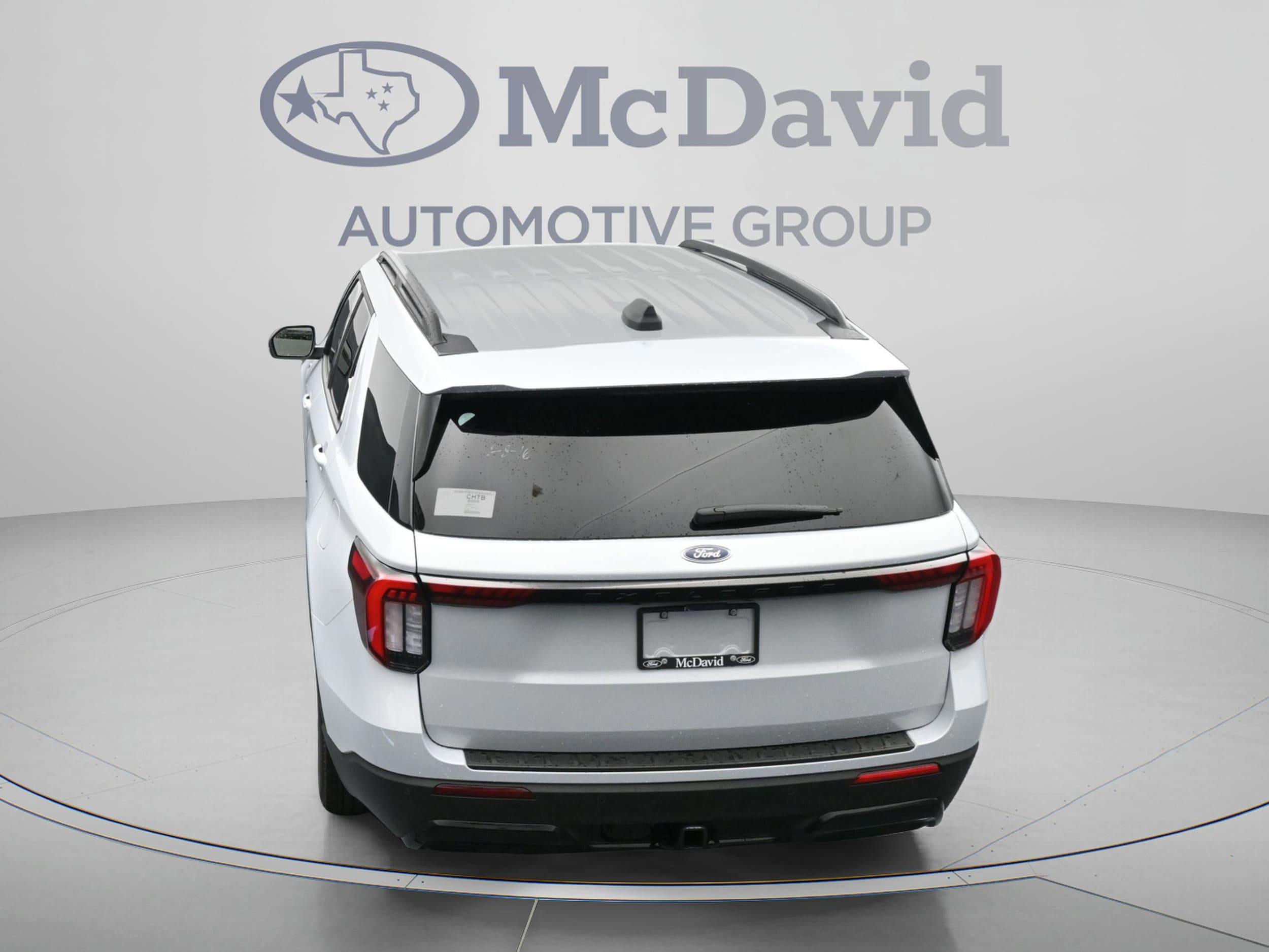 2026 Ford Explorer ST-Line - Photo 23