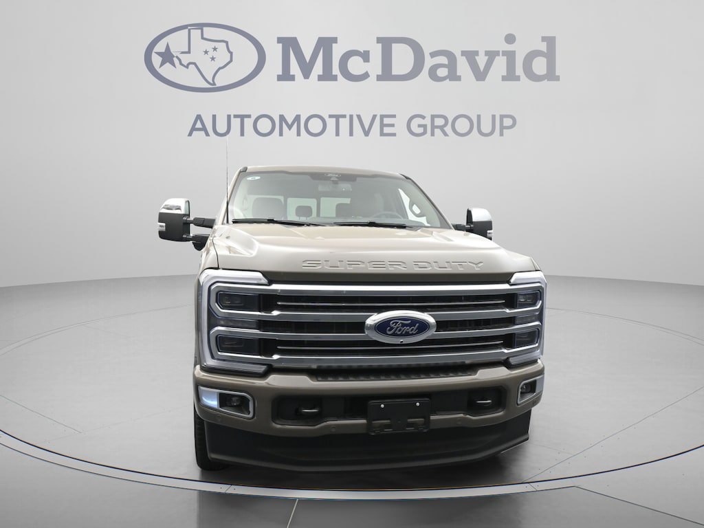 New 2026 Ford F-350 Platinum Truck Crew Cab