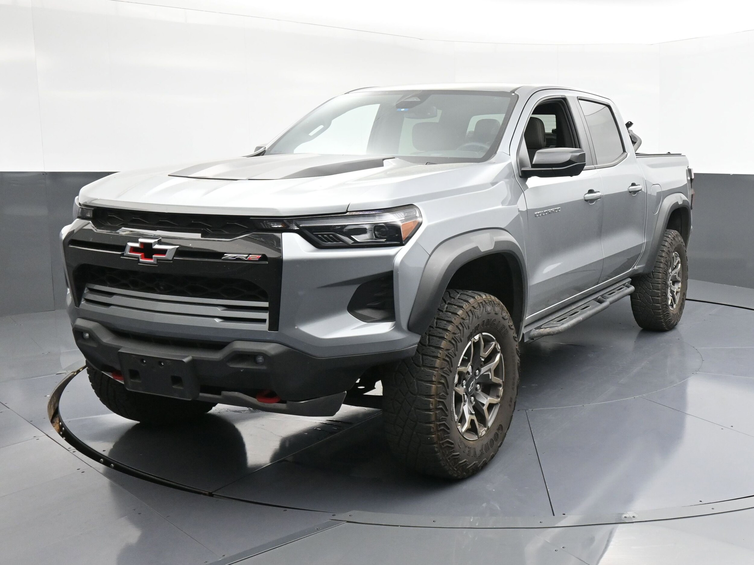 2024 Chevrolet Colorado ZR2 photo 3