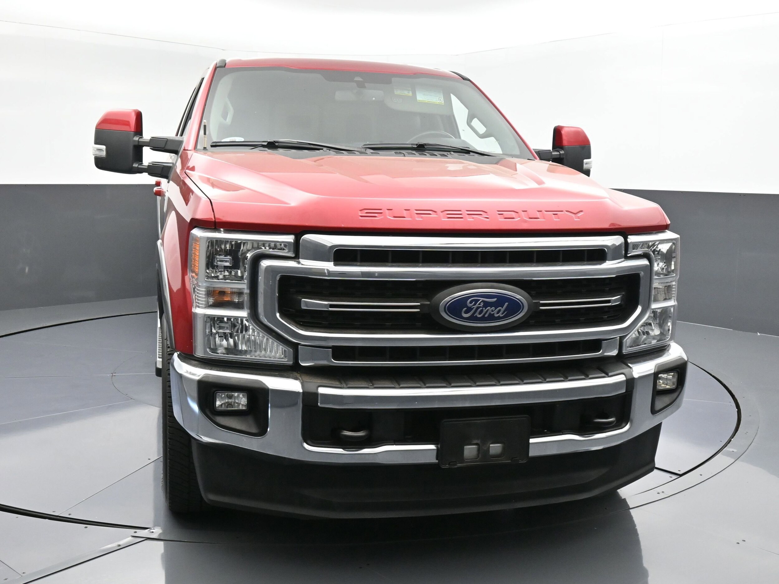 2020 Ford F-250 Lariat photo 2