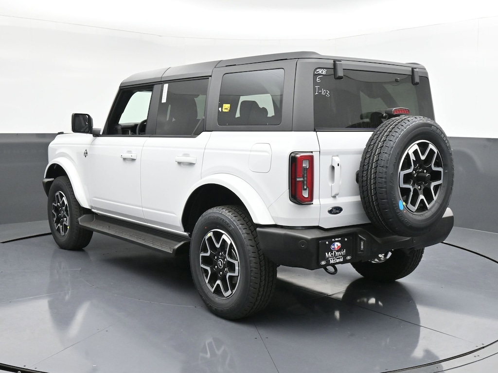 New 2025 Ford Bronco Outer Banks SUV