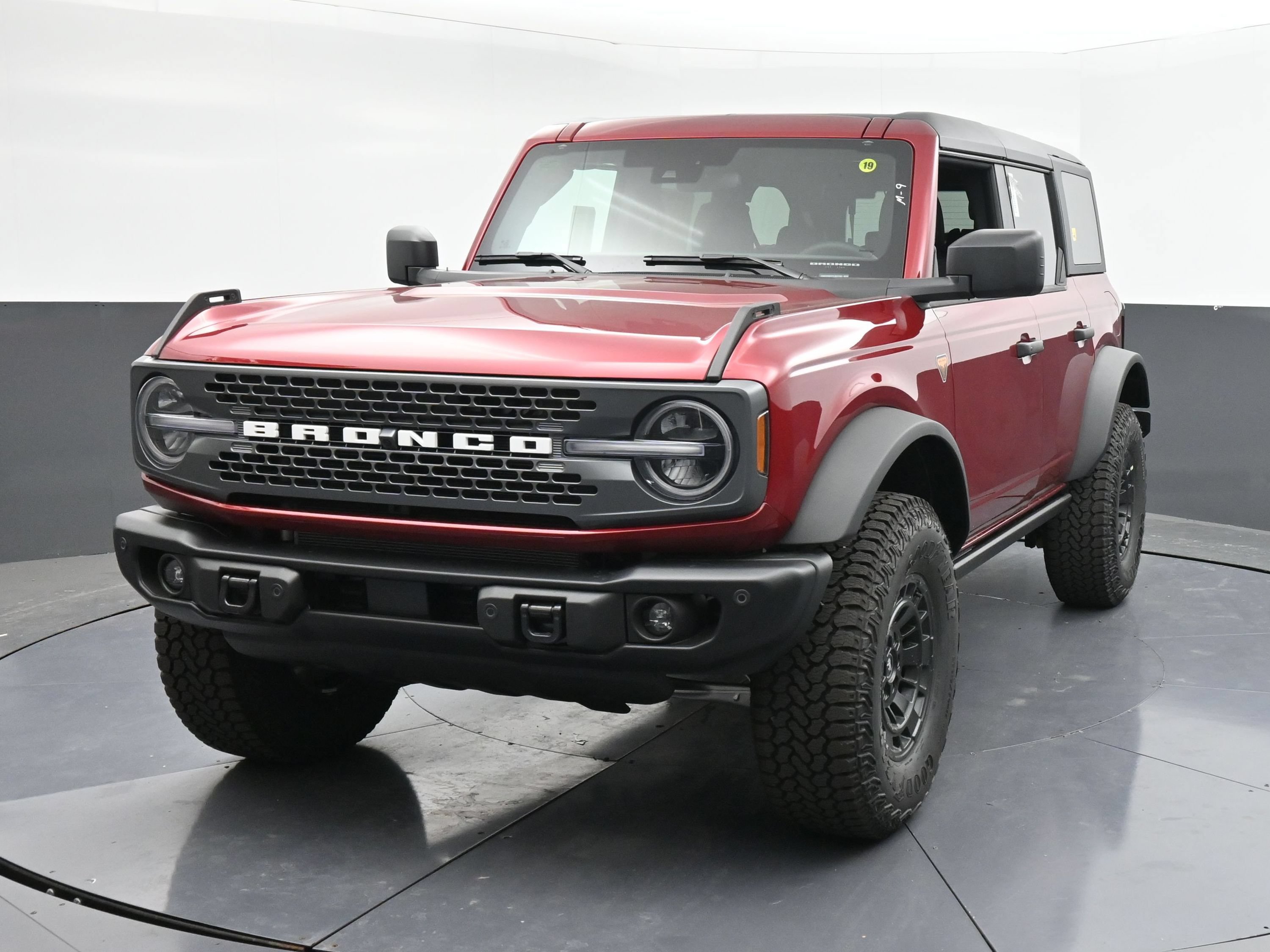 2026 Ford Bronco Badlands SUV