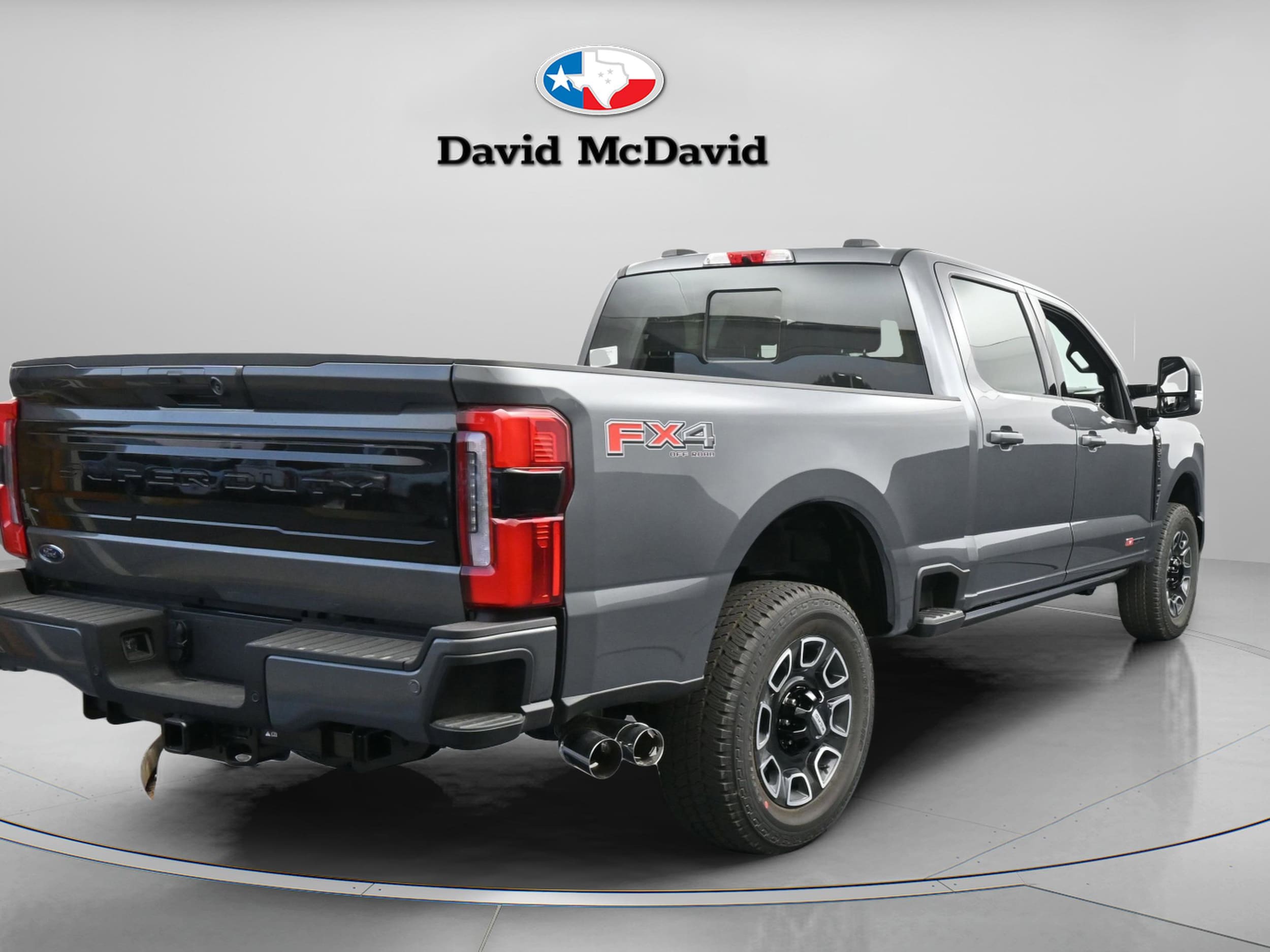 2026 Ford F-250 Super Duty Platinum - Photo 18