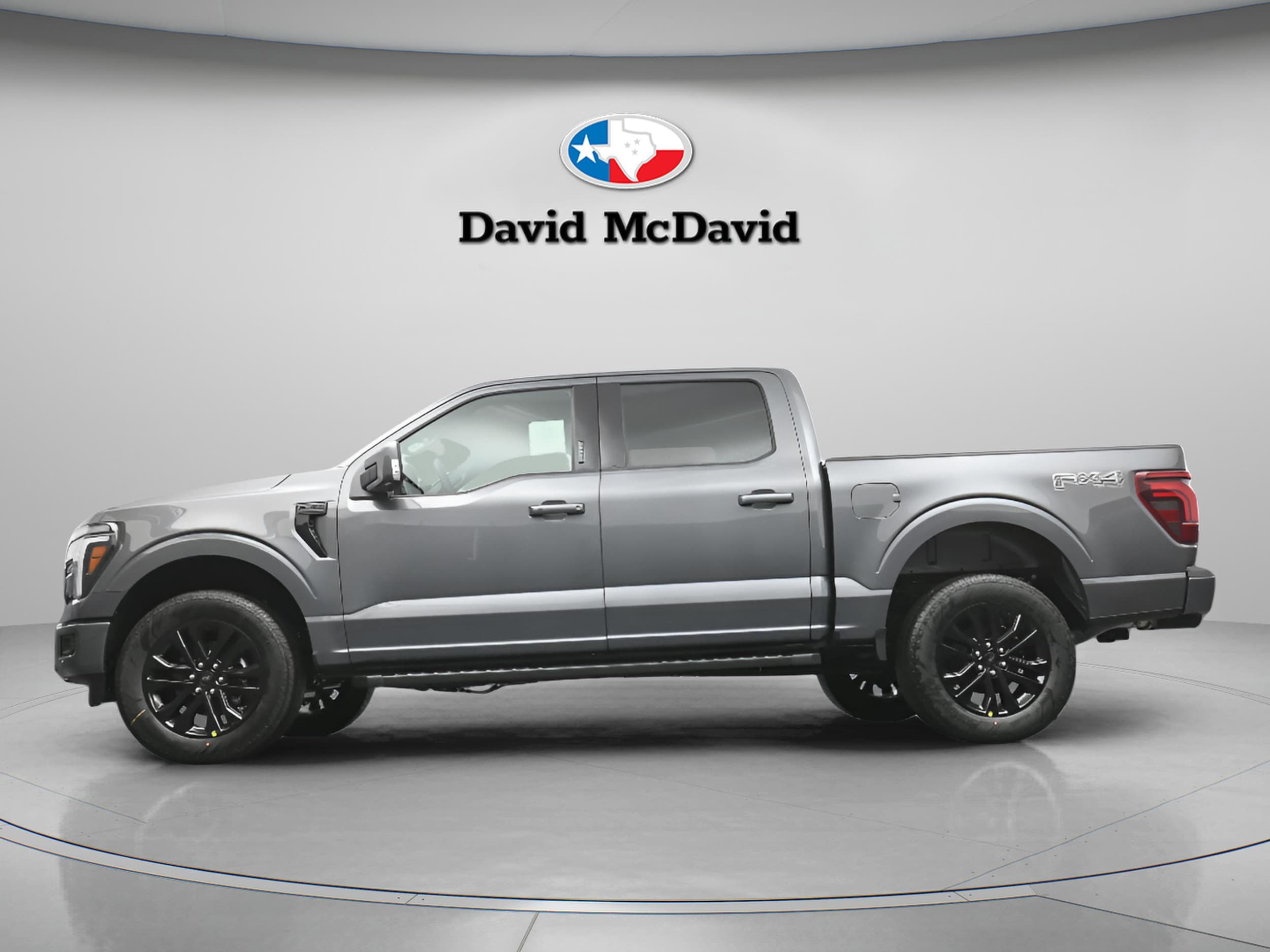 2026 Ford F-150 Lariat - Photo 13