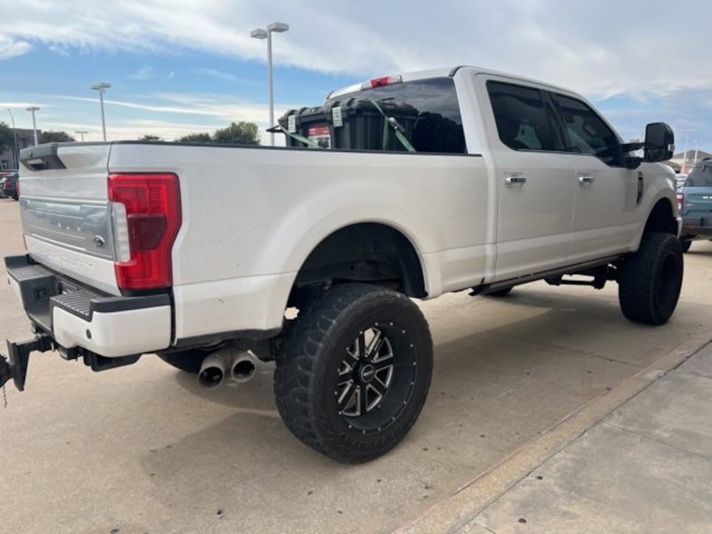 Used 2019 Ford F-250 Platinum Truck Crew Cab