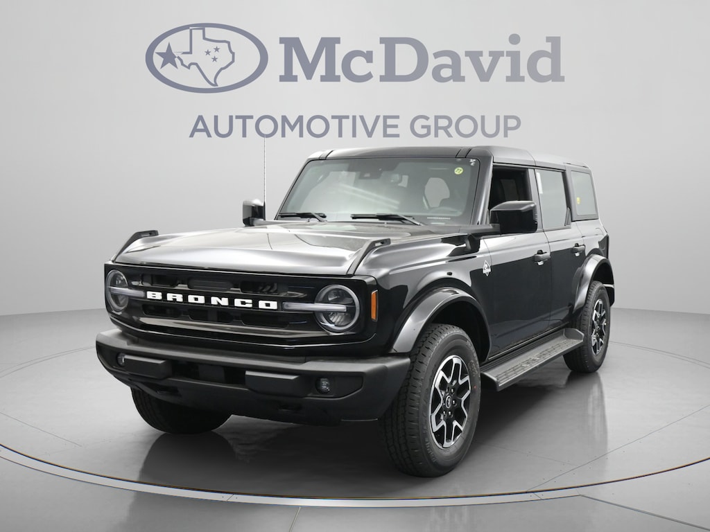 New 2026 Ford Bronco Outer Banks SUV
