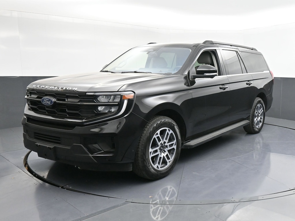 Used 2025 Ford Expedition Max Active SUV