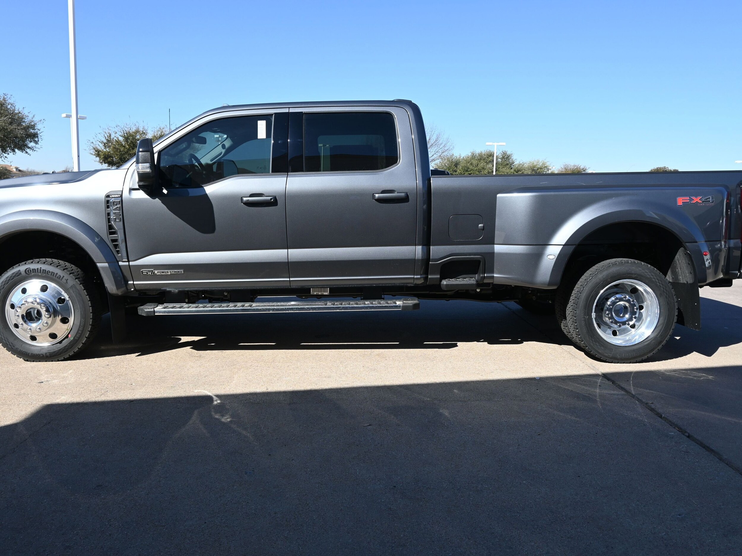 2026 Ford F-450 Super Duty Lariat