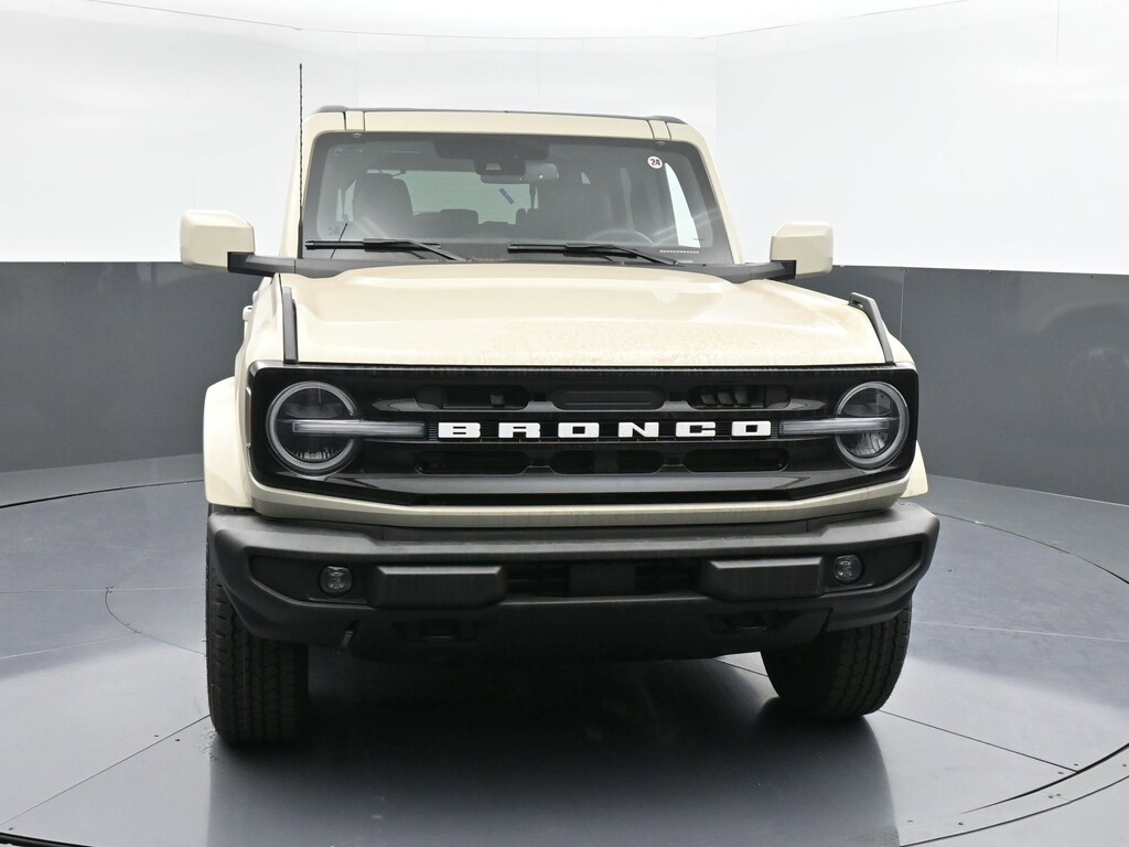 New 2025 Ford Bronco Outer Banks SUV