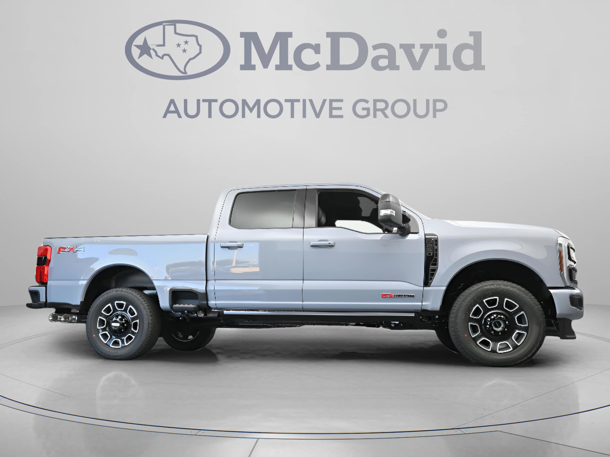 2026 Ford F-250 Super Duty Platinum - Photo 17