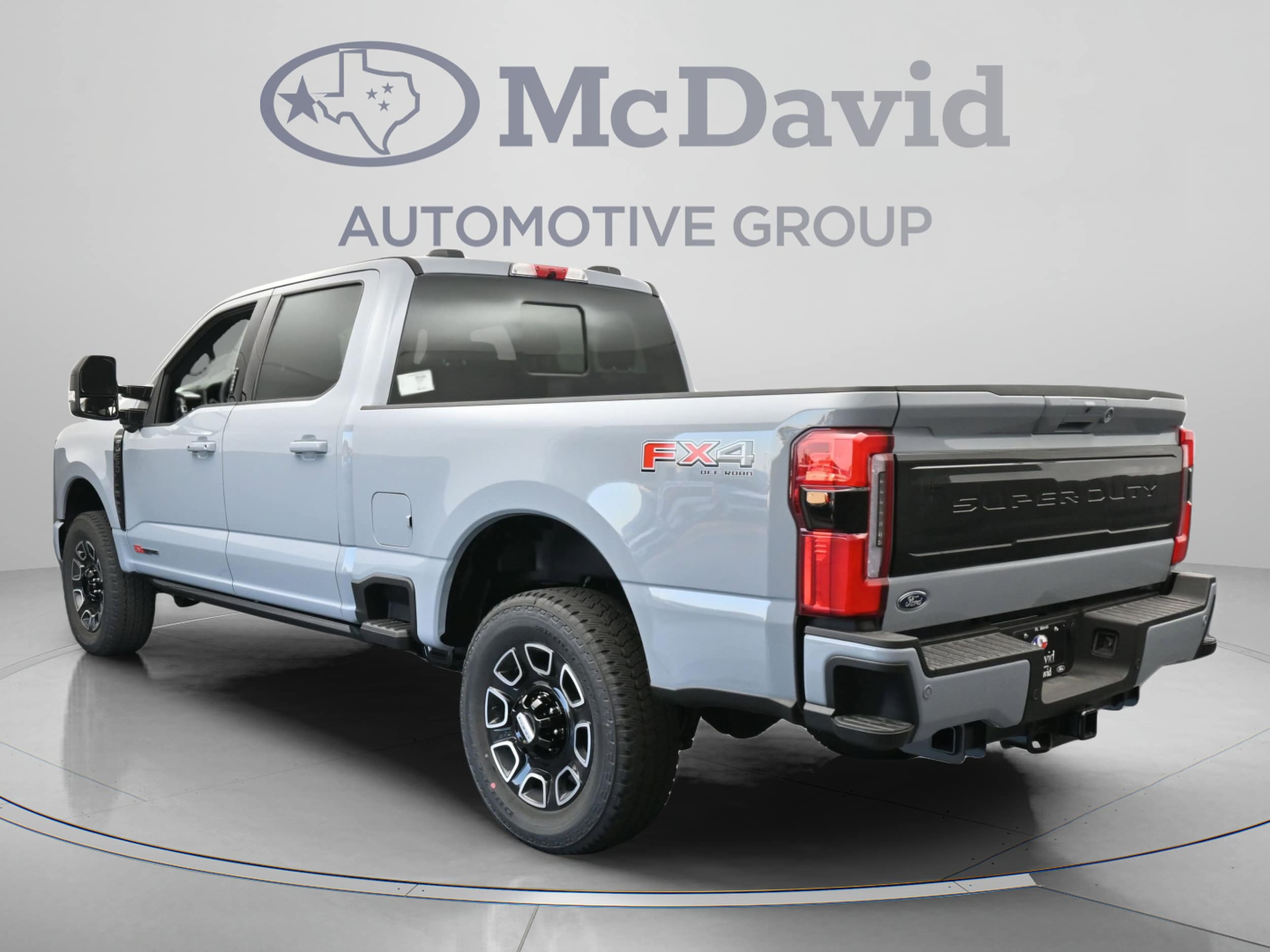 2026 Ford F-250 Super Duty Platinum - Photo 6