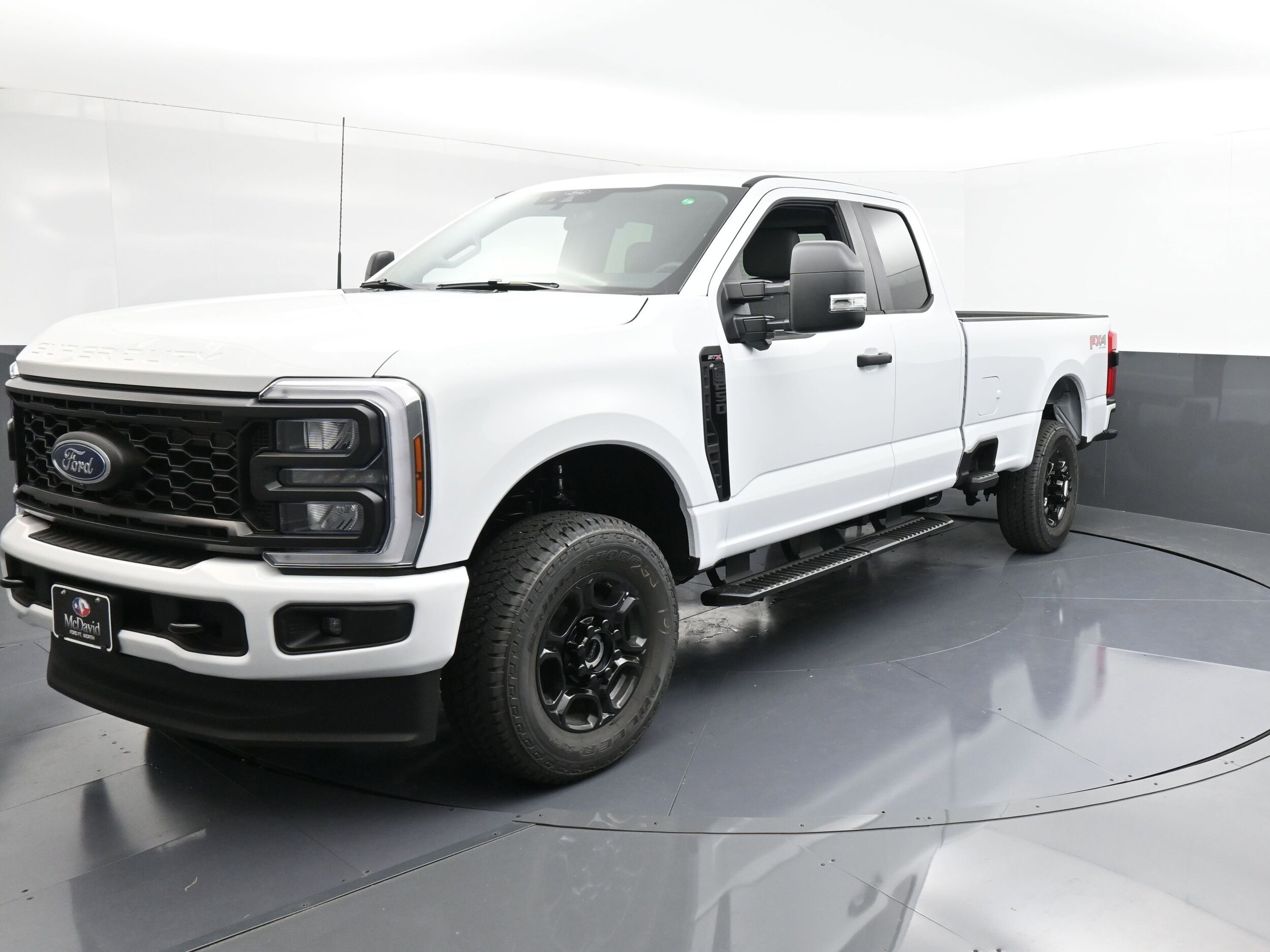 2025 Ford F-250 XL photo 3