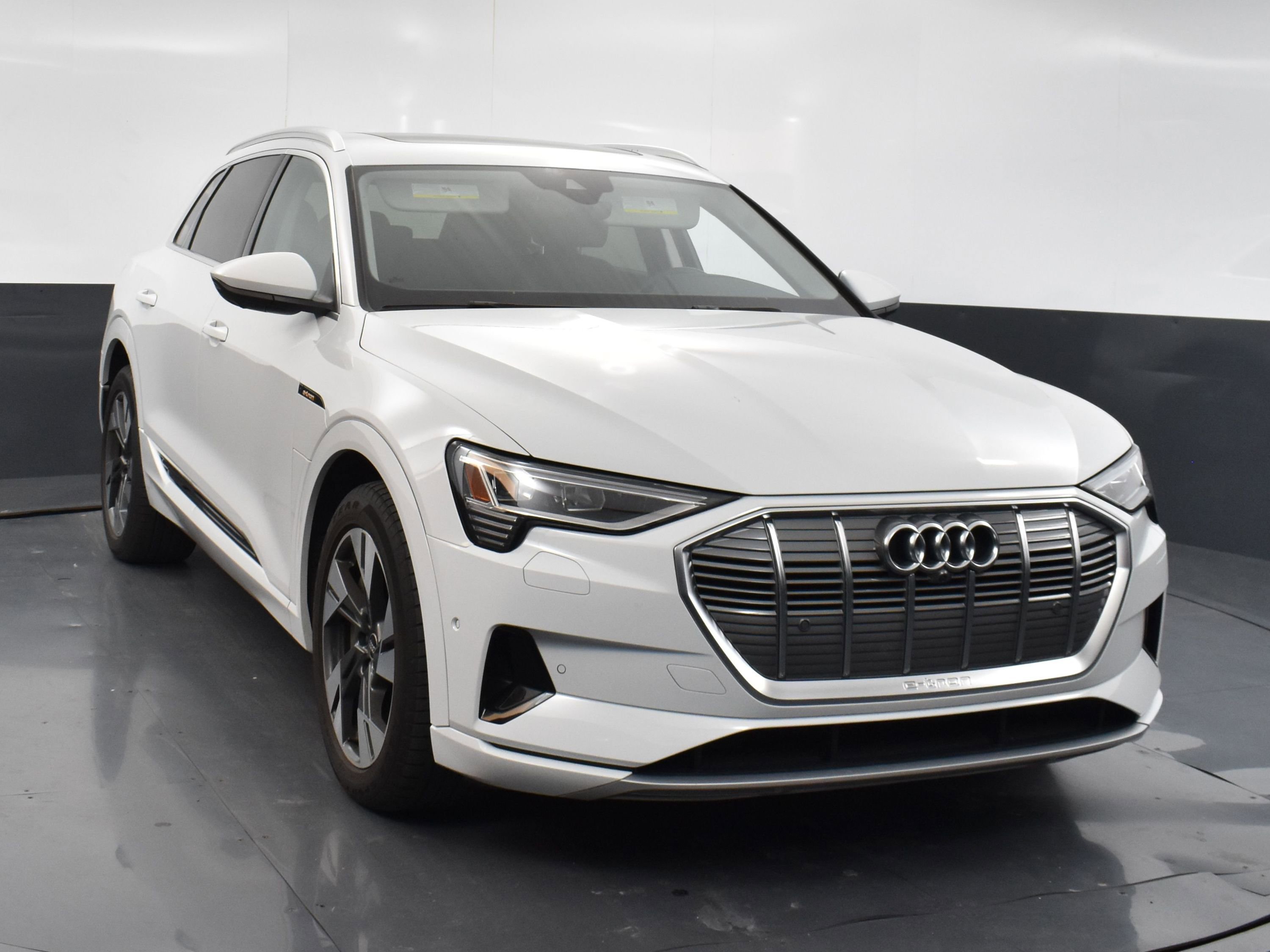 Used 2022 Audi e-tron Premium Plus with VIN WA1LABGEXNB007714 for sale in Fort Worth, TX