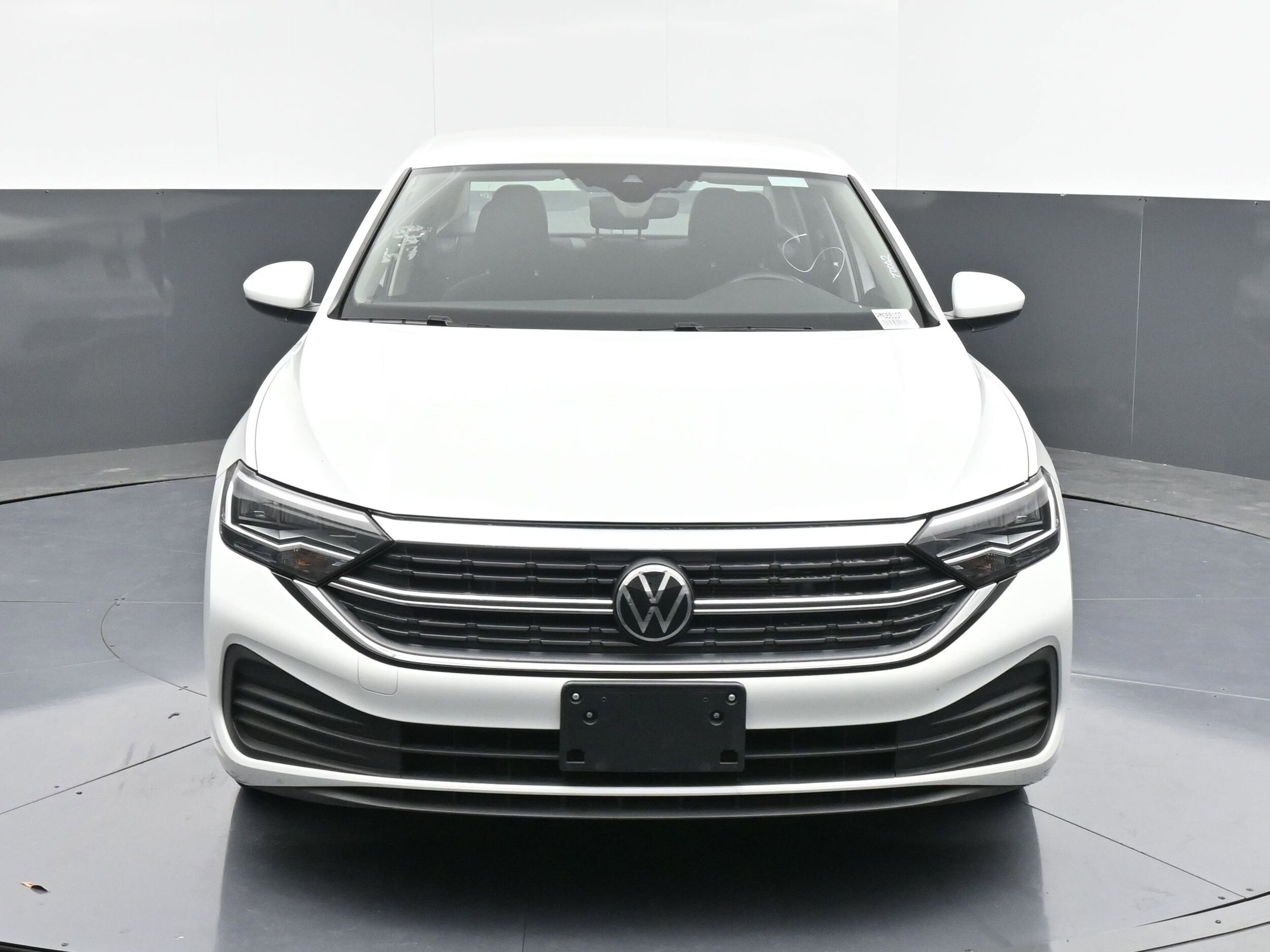 2024 Volkswagen Jetta S photo 2