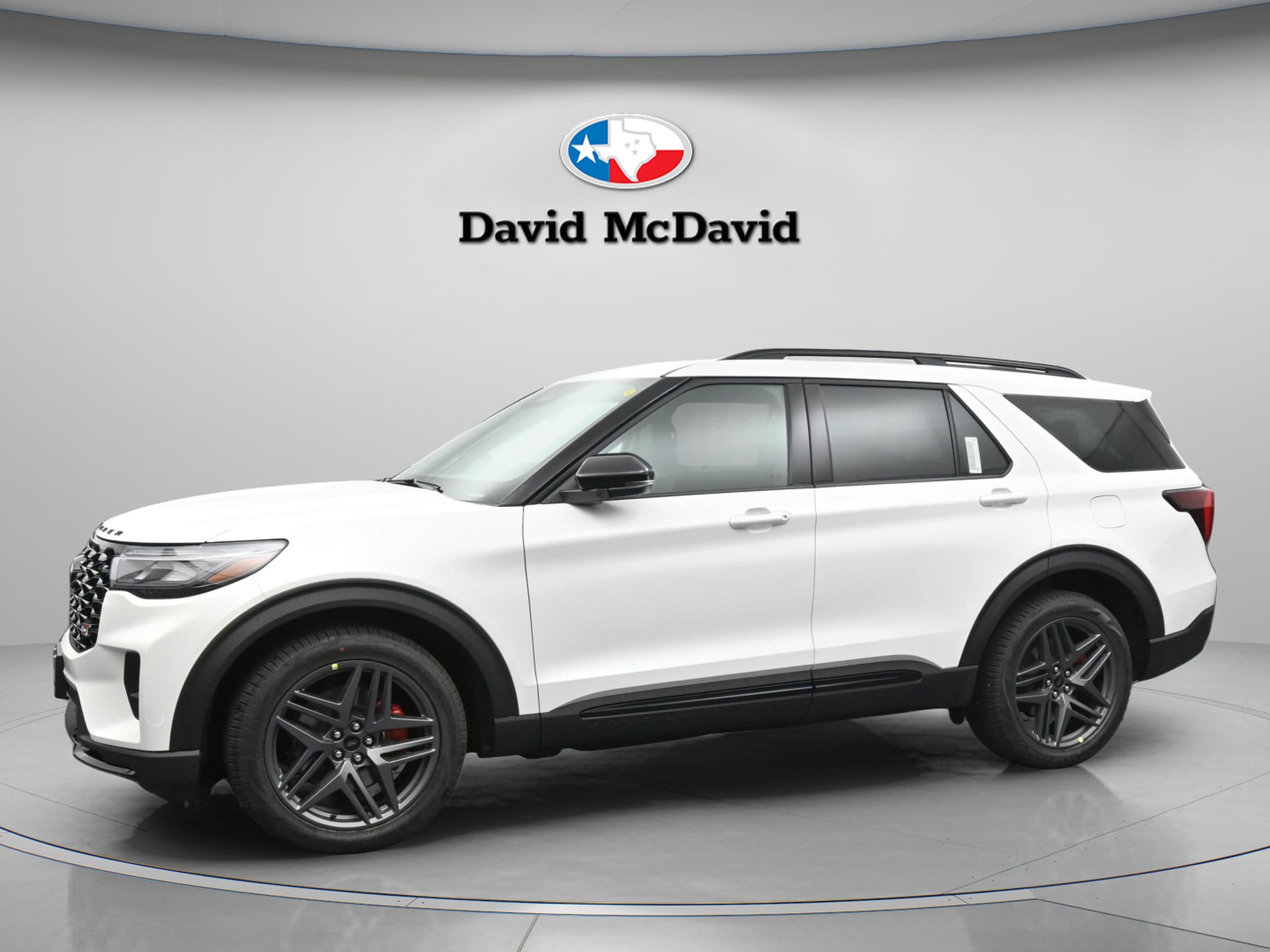 2026 Ford Explorer ST 4WD's photo