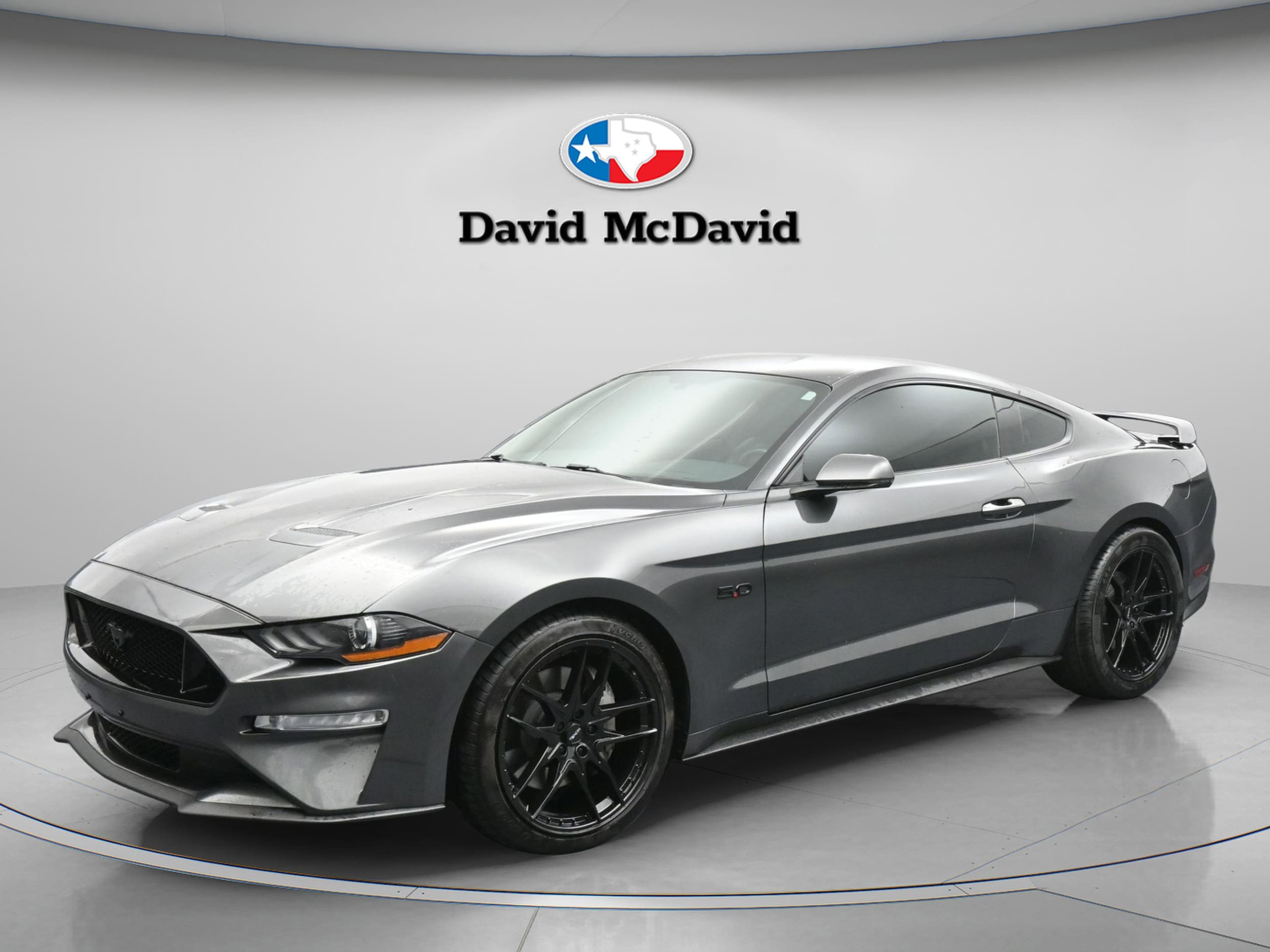 2019 Ford Mustang GT Coupe Premium's photo