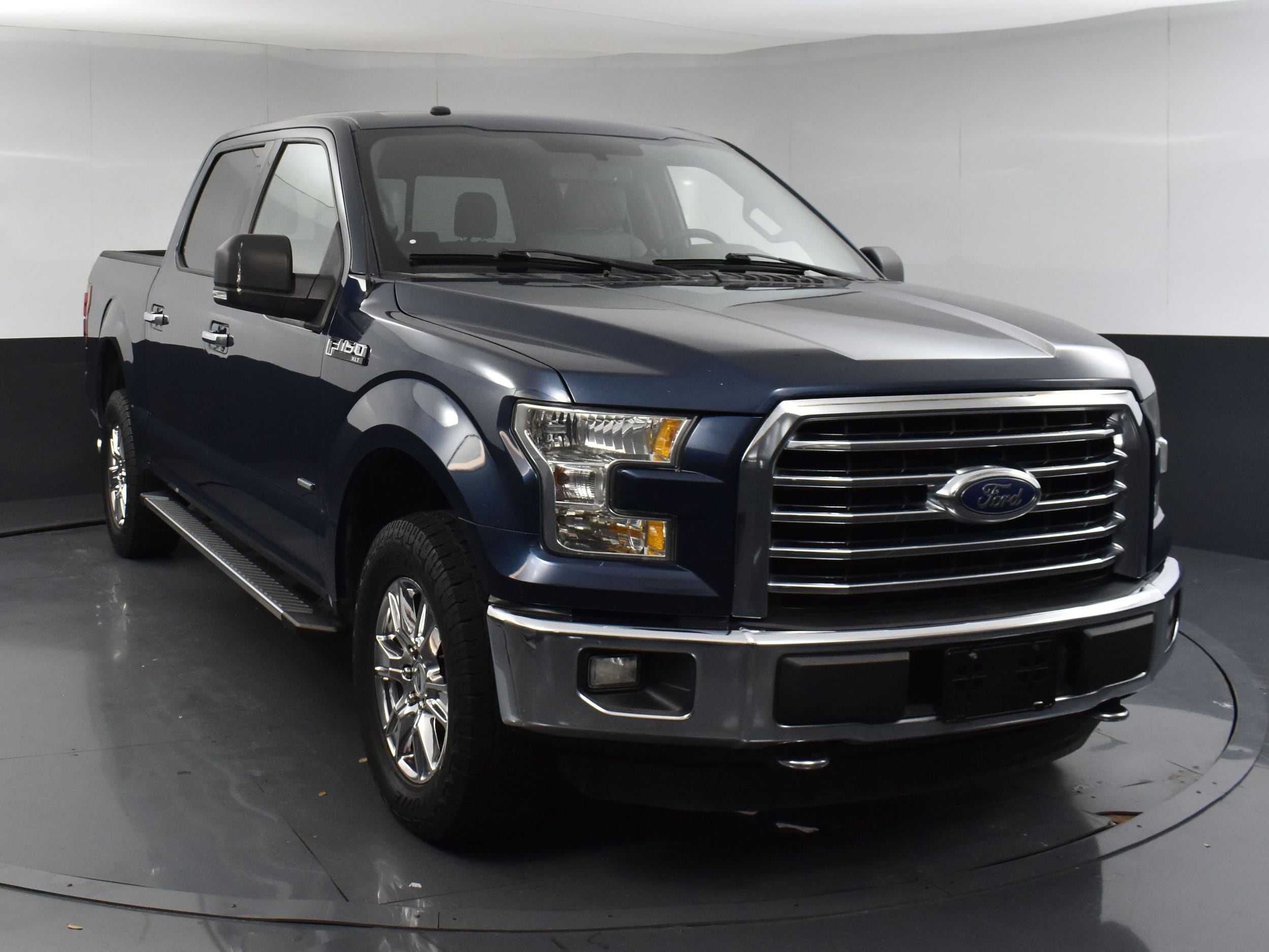 Used 2016 Ford F-150 XLT with VIN 1FTEW1EG2GFD40564 for sale in Fort Worth, TX