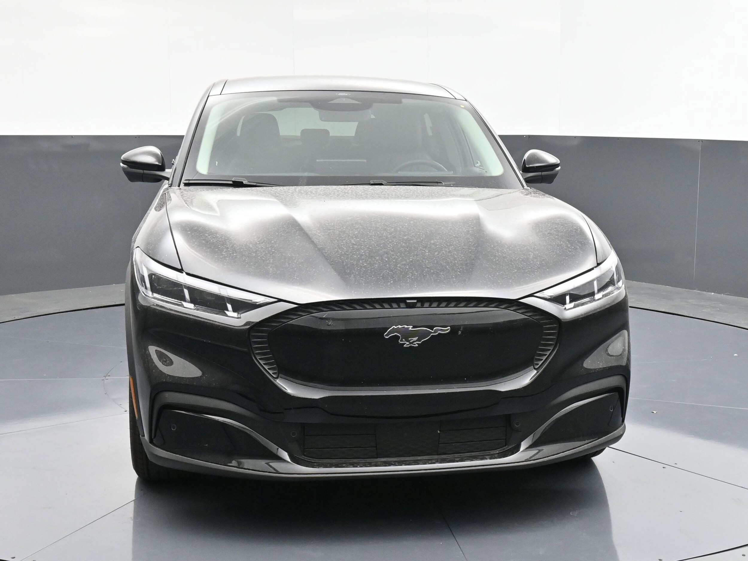 2025 Ford Mustang Mach-E Select photo 2