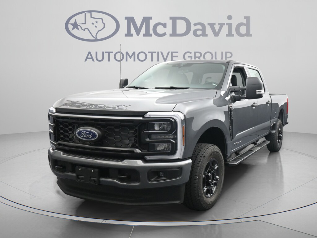 New 2026 Ford F-250 XL Truck Crew Cab