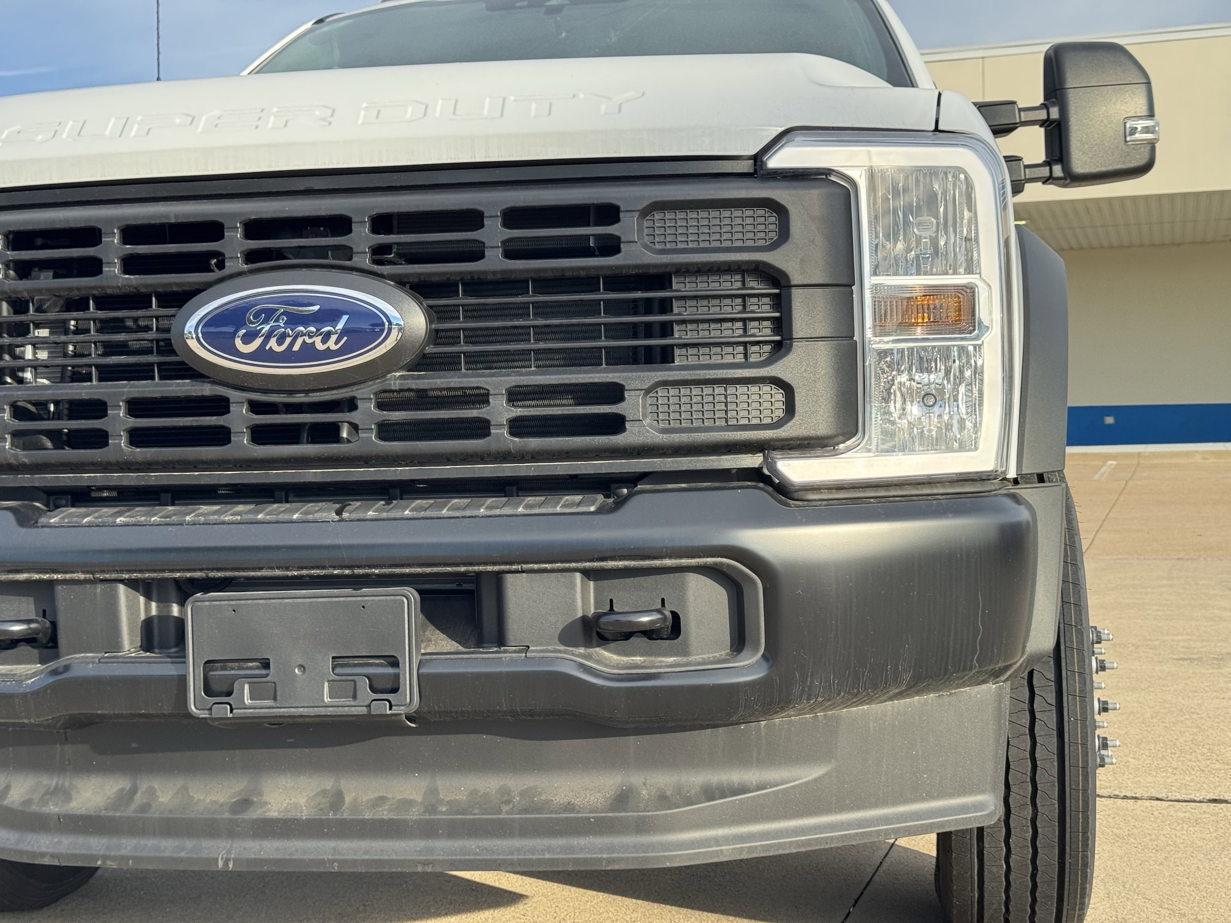 2025 Ford F-600 Super Duty Chassis Cab XL - Photo 10