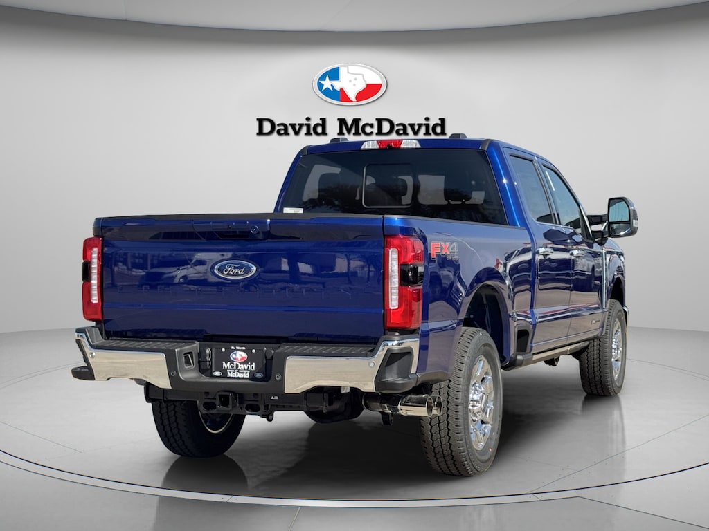 New 2026 Ford F-250 LARIAT Truck Crew Cab