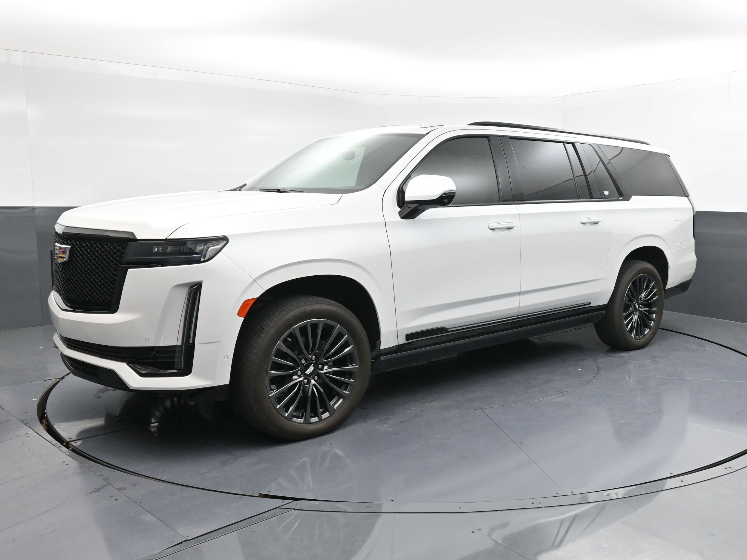 2023 Cadillac Escalade ESV 4WD Sport's photo