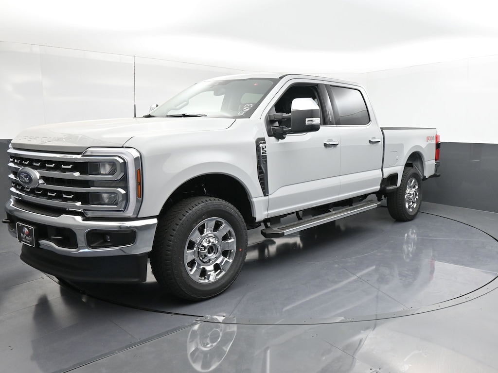 New 2026 Ford F-250 LARIAT Truck Crew Cab