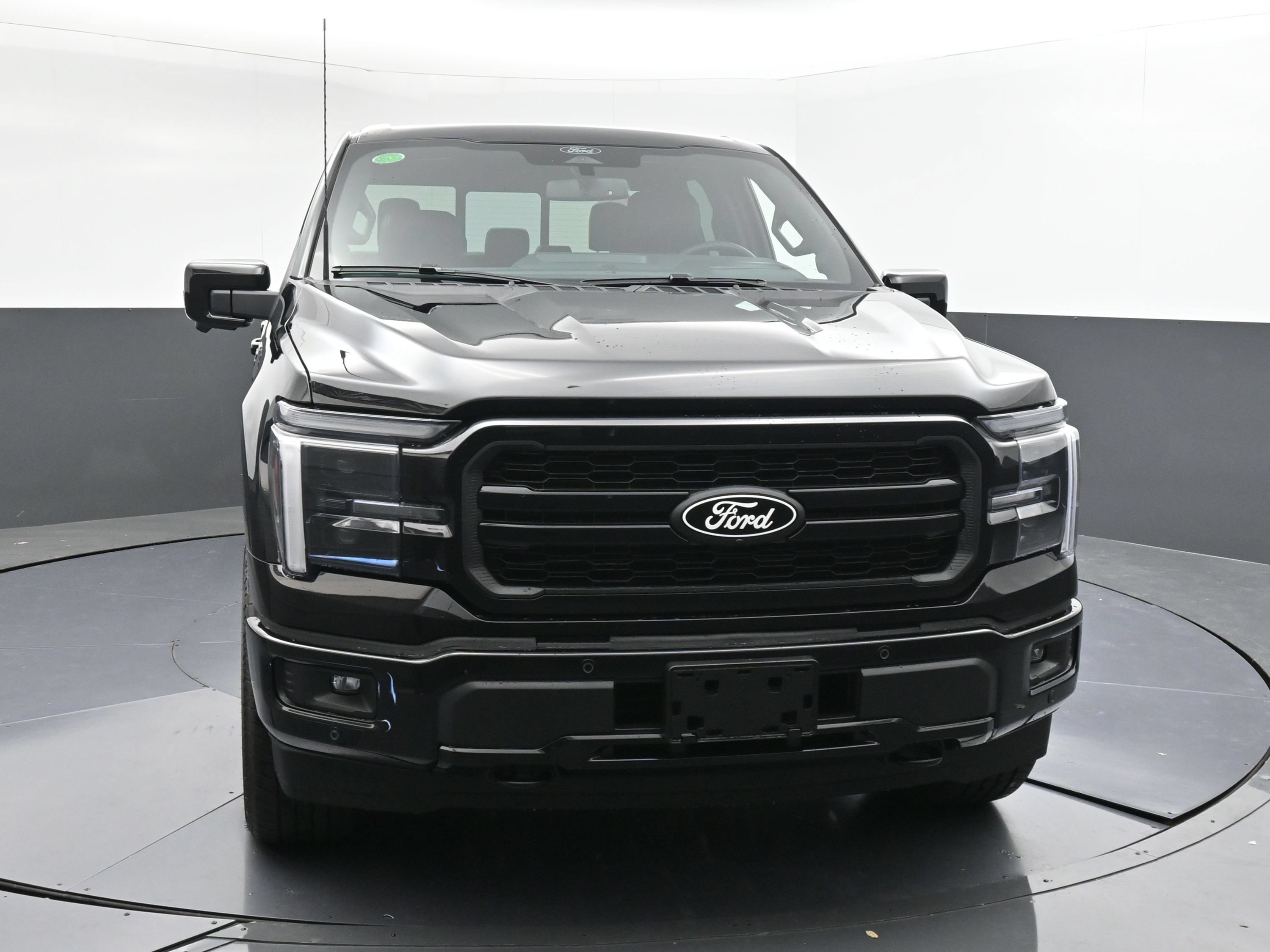 New 2026 Ford F-150 LARIAT Truck SuperCrew Cab