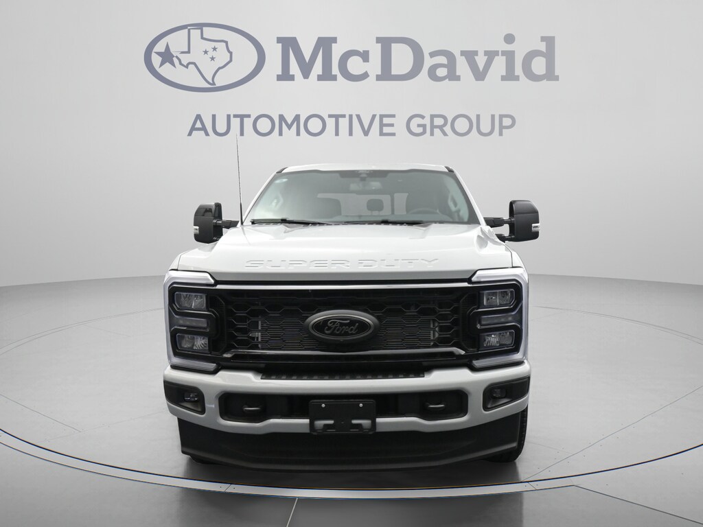 New 2026 Ford F-250 LARIAT Truck Crew Cab