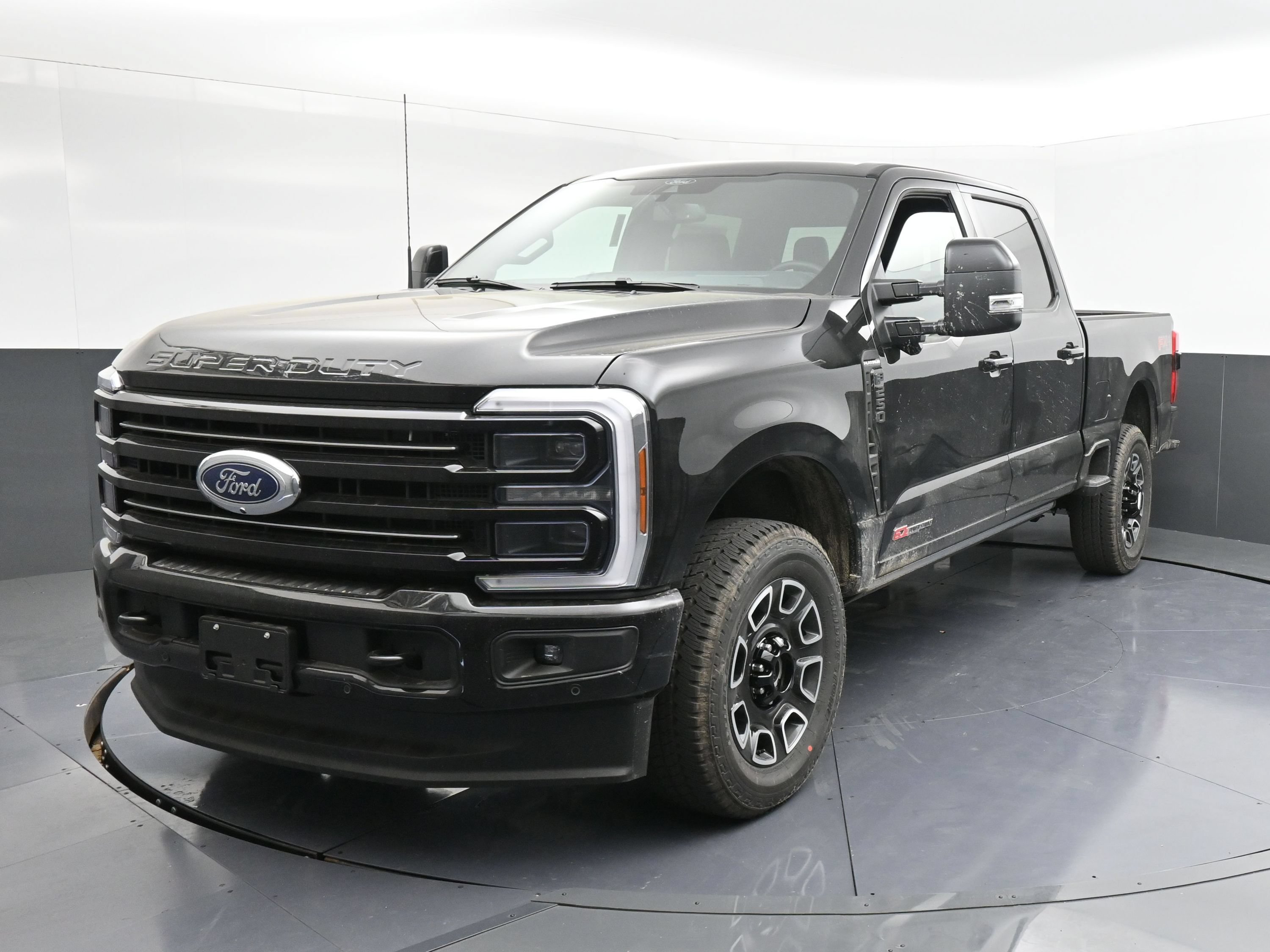 New 2026 Ford F-250 Platinum Truck Crew Cab
