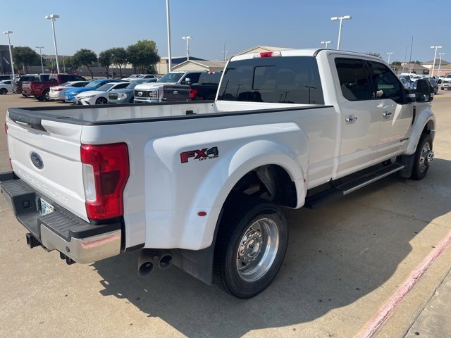 2019 Ford F-450 Lariat photo 3